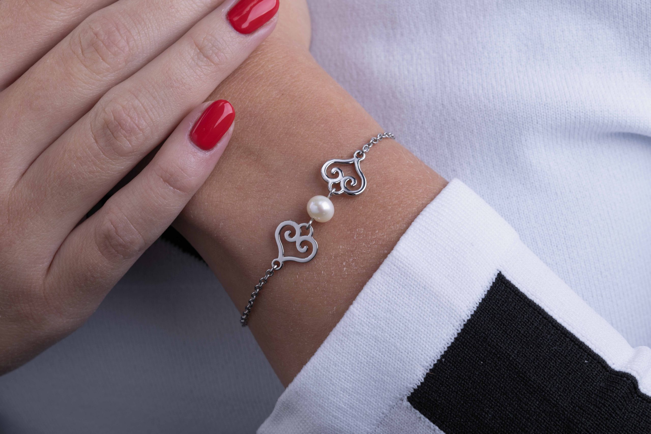 Náramok čipka 2 srdiečka – retiazka + perla