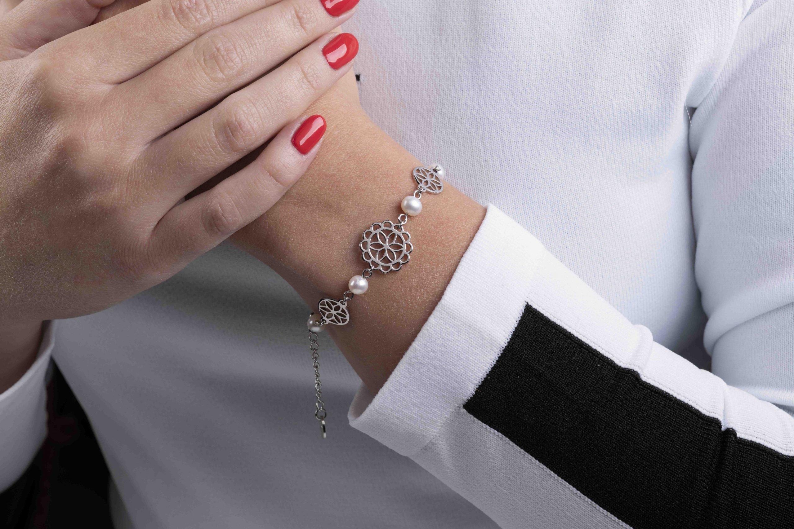 Náramok čipka ornamenty – retiazka + perly