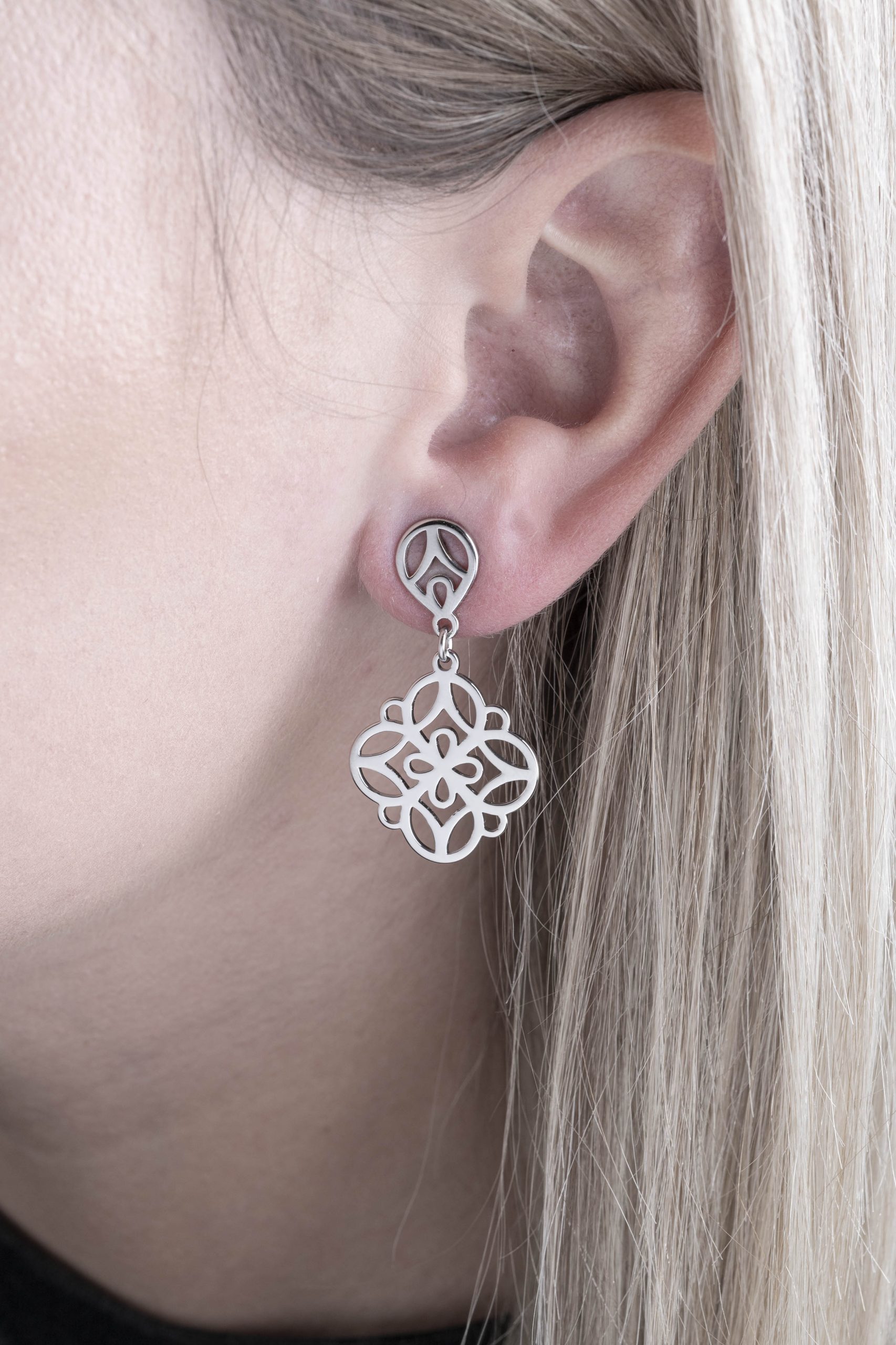 Náušnice Náušnice Libay ornament štvorlístok 2cm