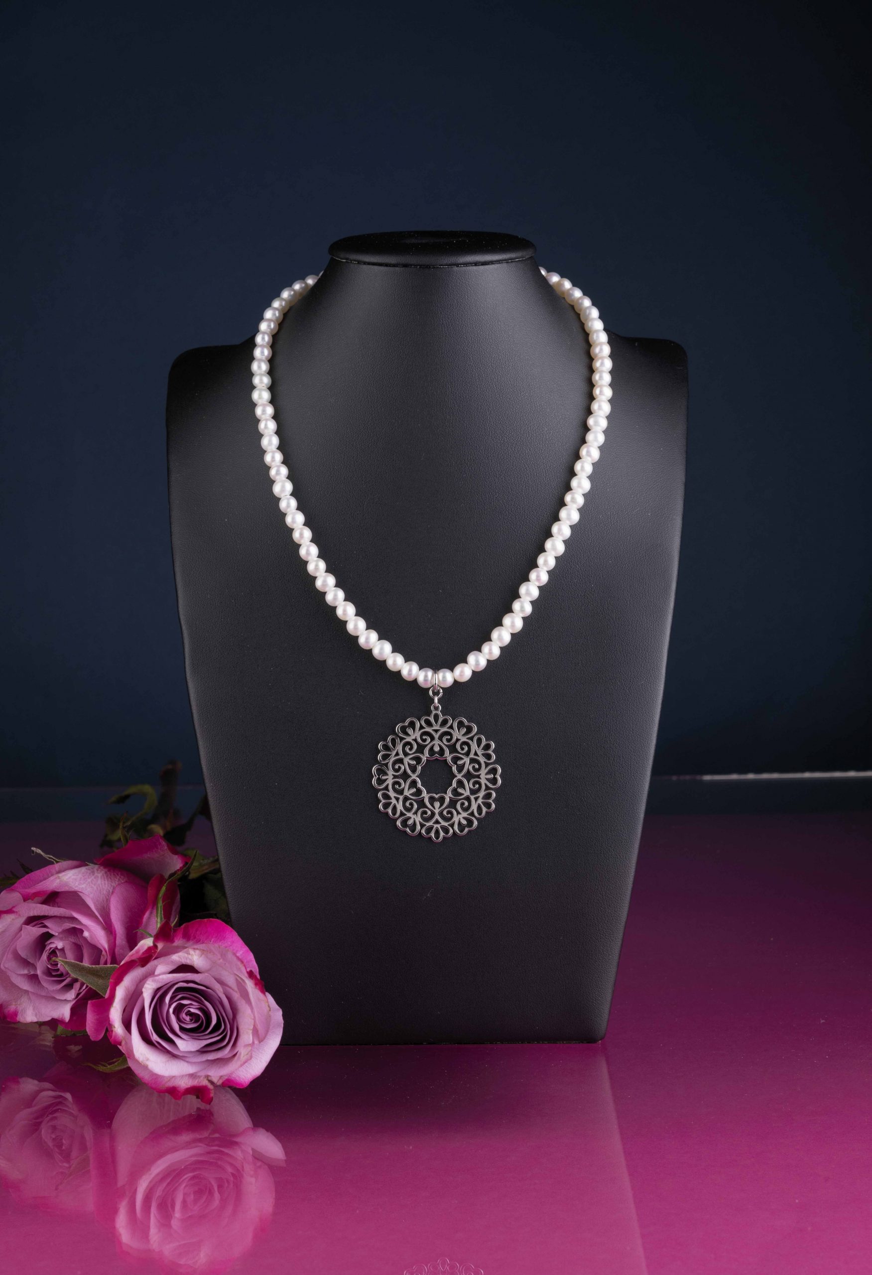 Prívesok čipka kruh ornament +perly