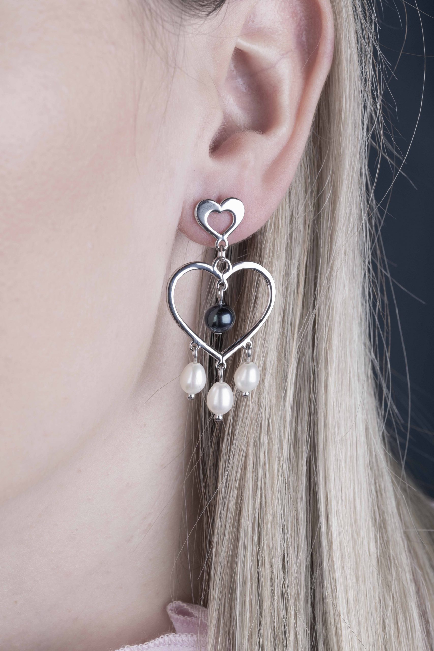 Napichovacie náušnice 1 srdiečko ornamentika - perly slzy