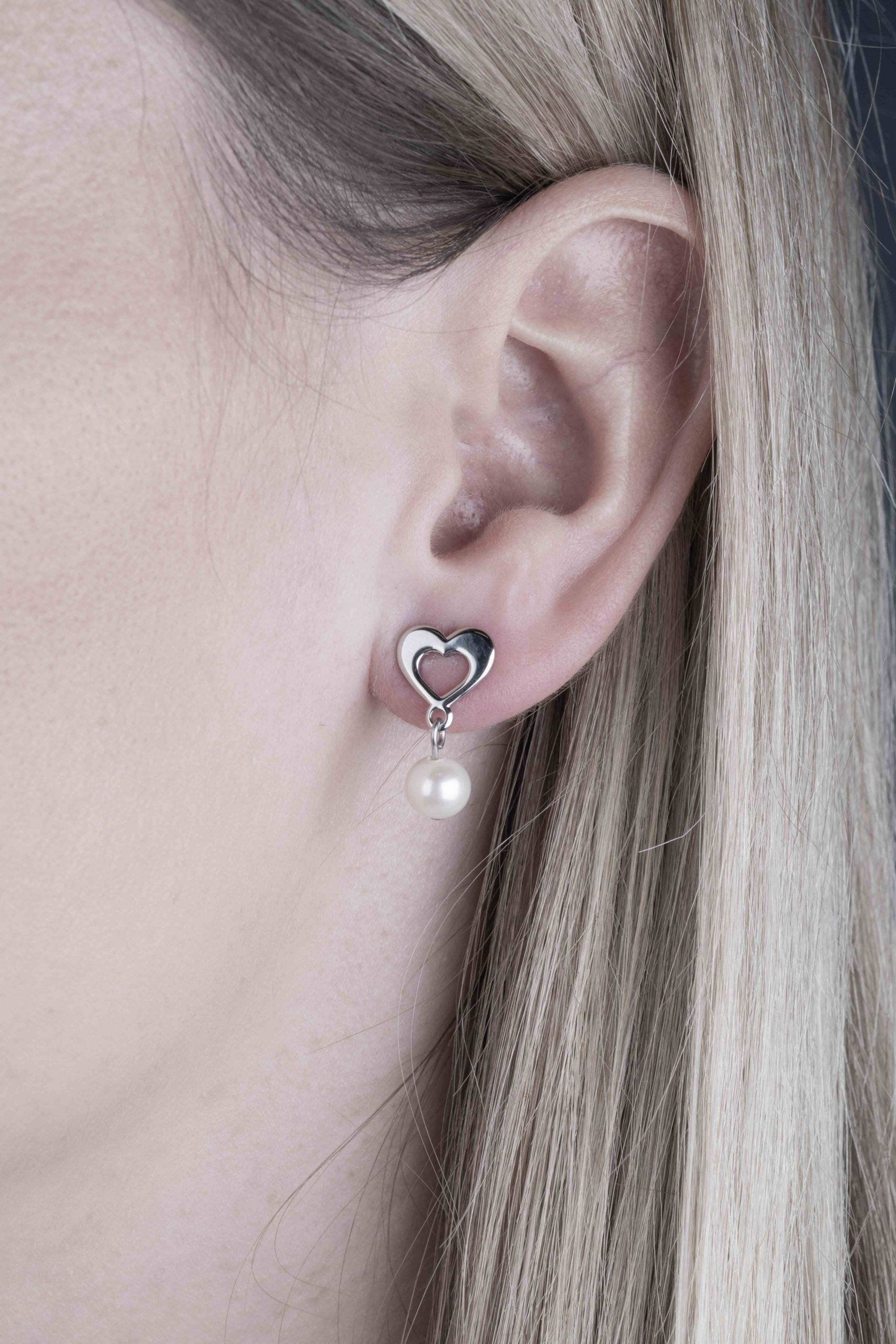 Napichovacie náušnice 1 srdiečko ornamentika 1 - perla