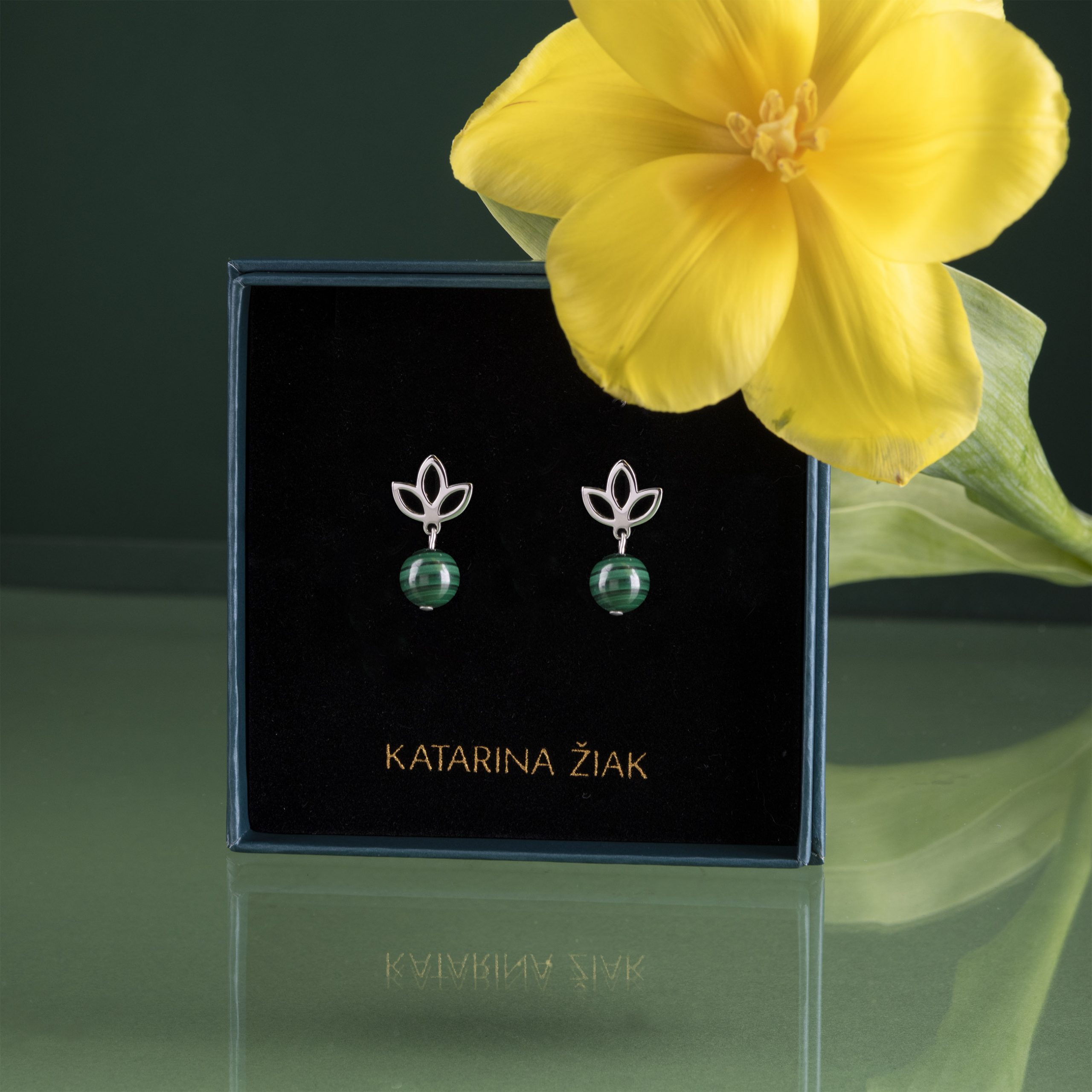 Napichovacie náušnice trojlístok + malachit