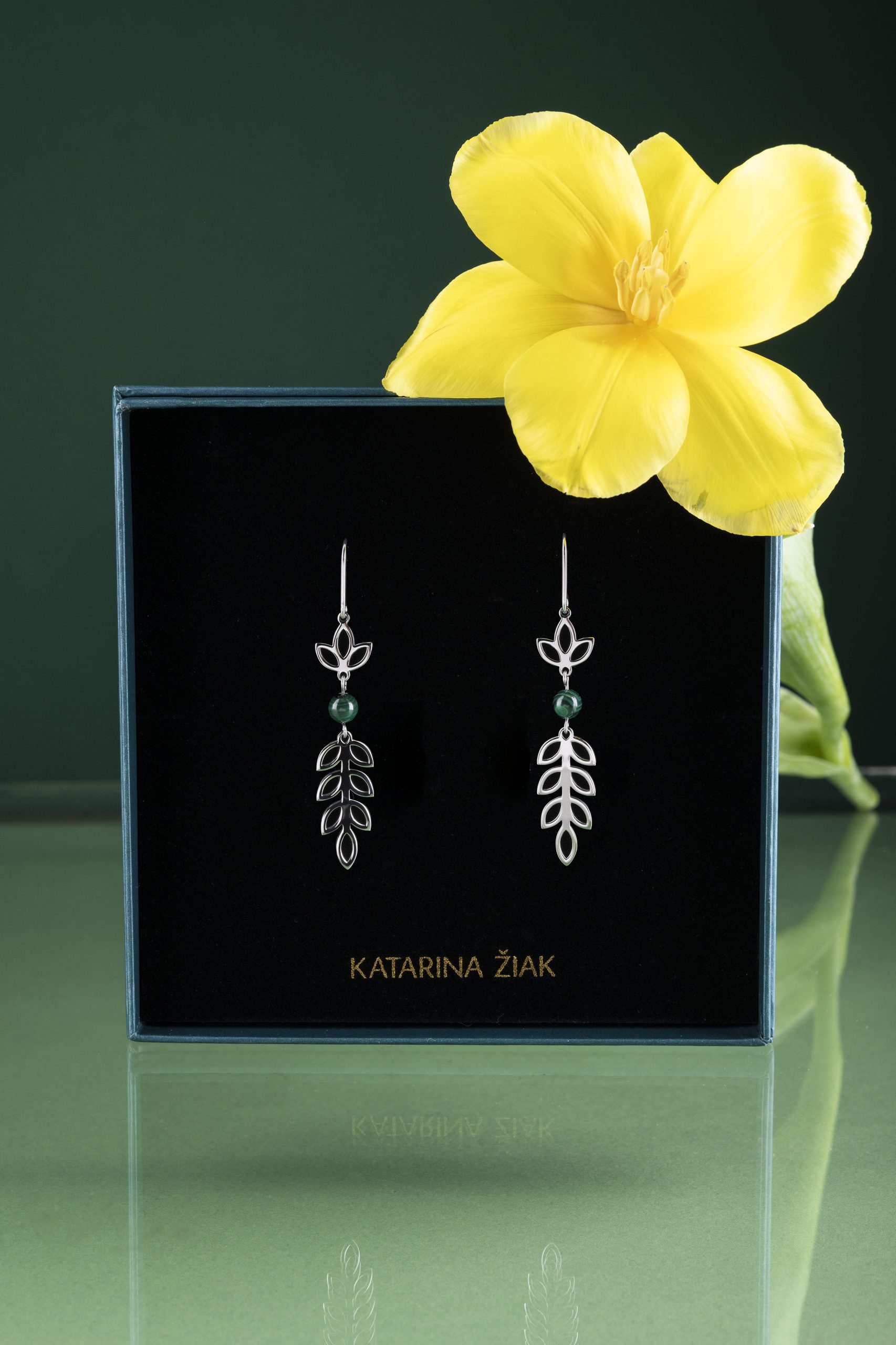 Náušnice trojlístok + malachit dlhé 1