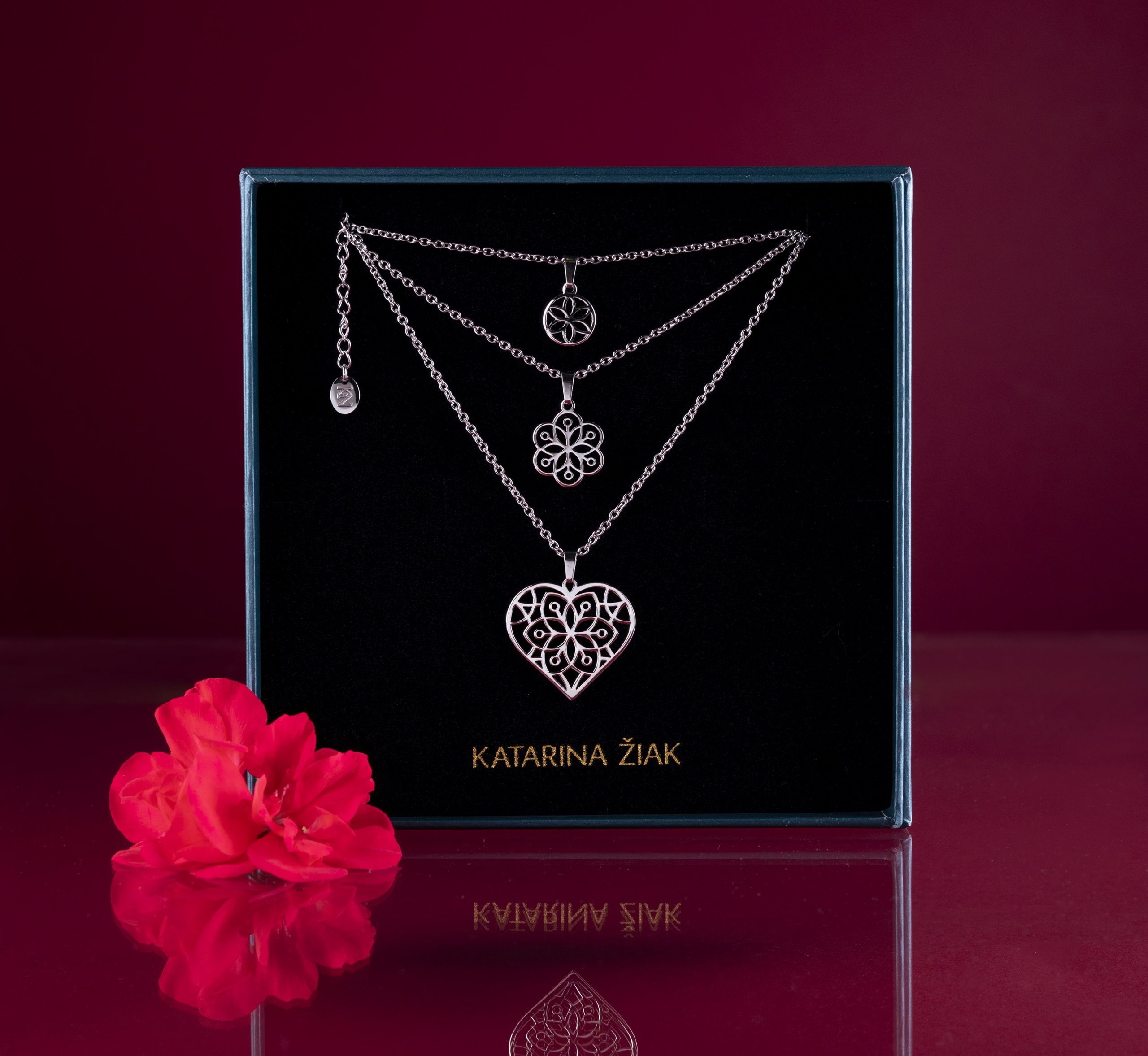 Trojradový náhrdelník kvet života srdce