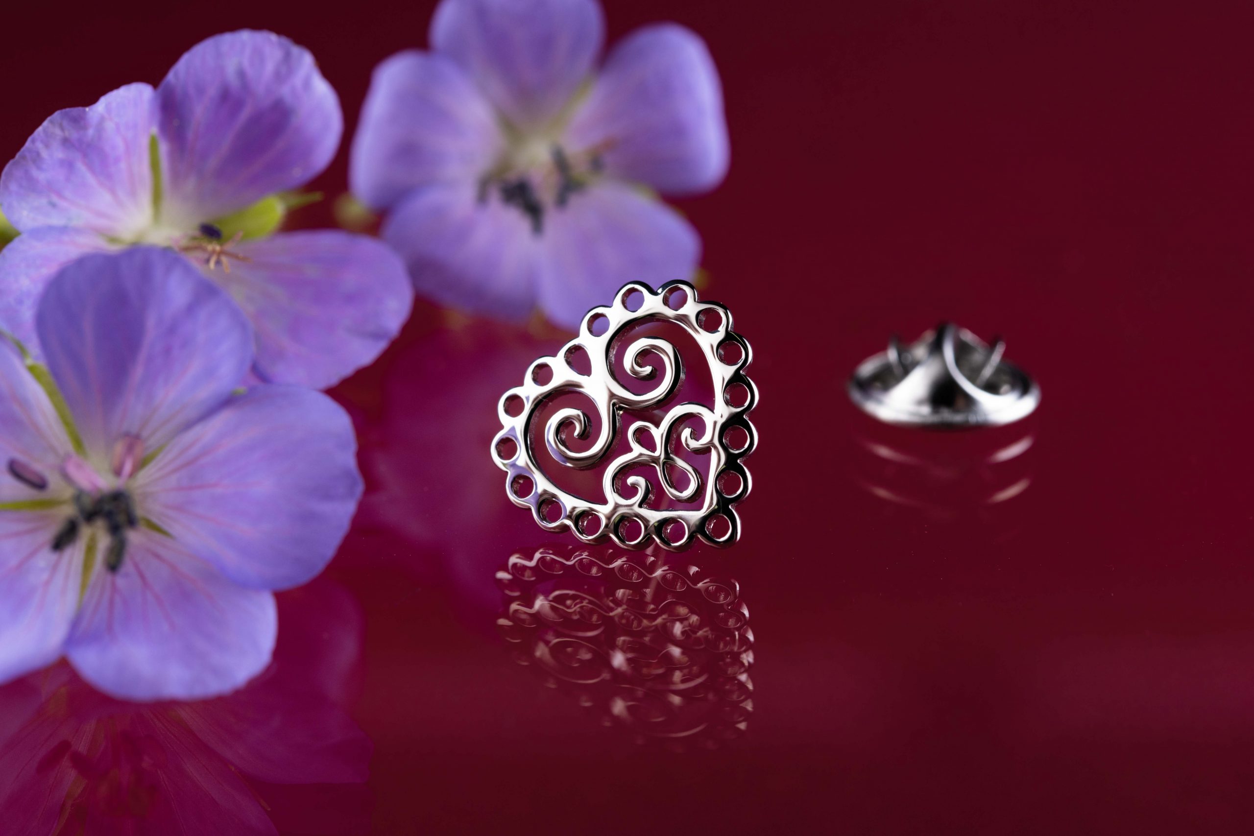 Odznak - srdce ornament 1