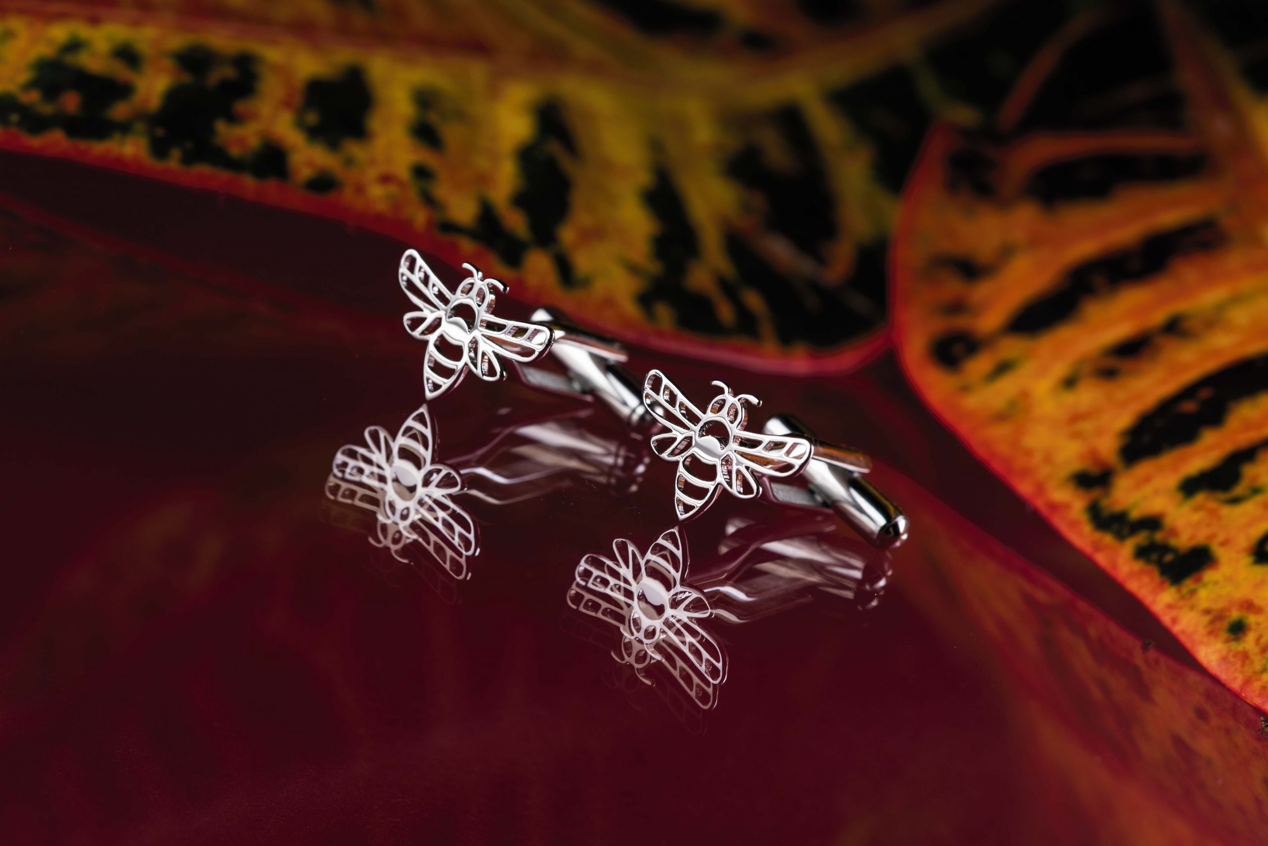 Včela - manžetové gombíky