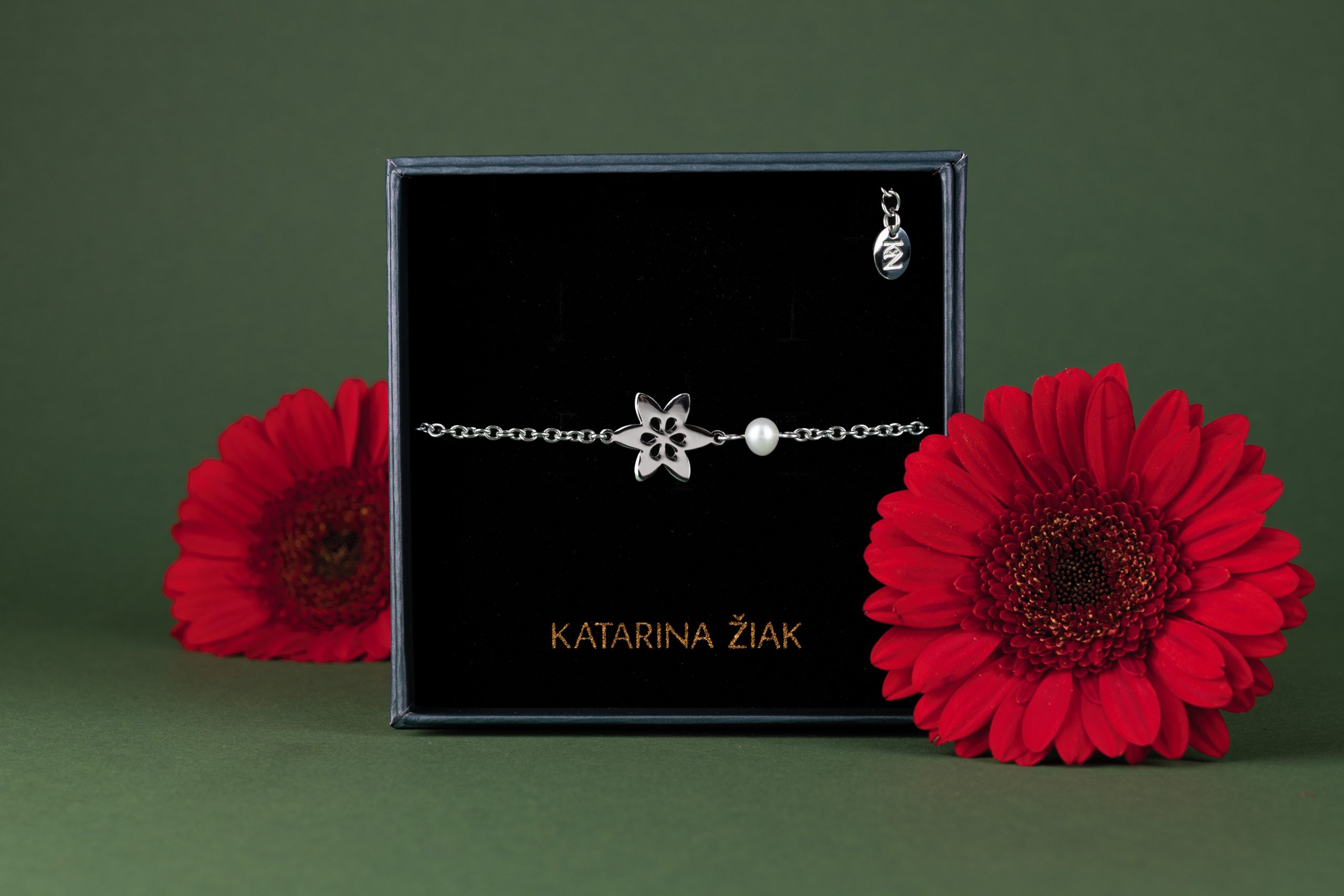 Náramok klematis 3 - retiazka + perla