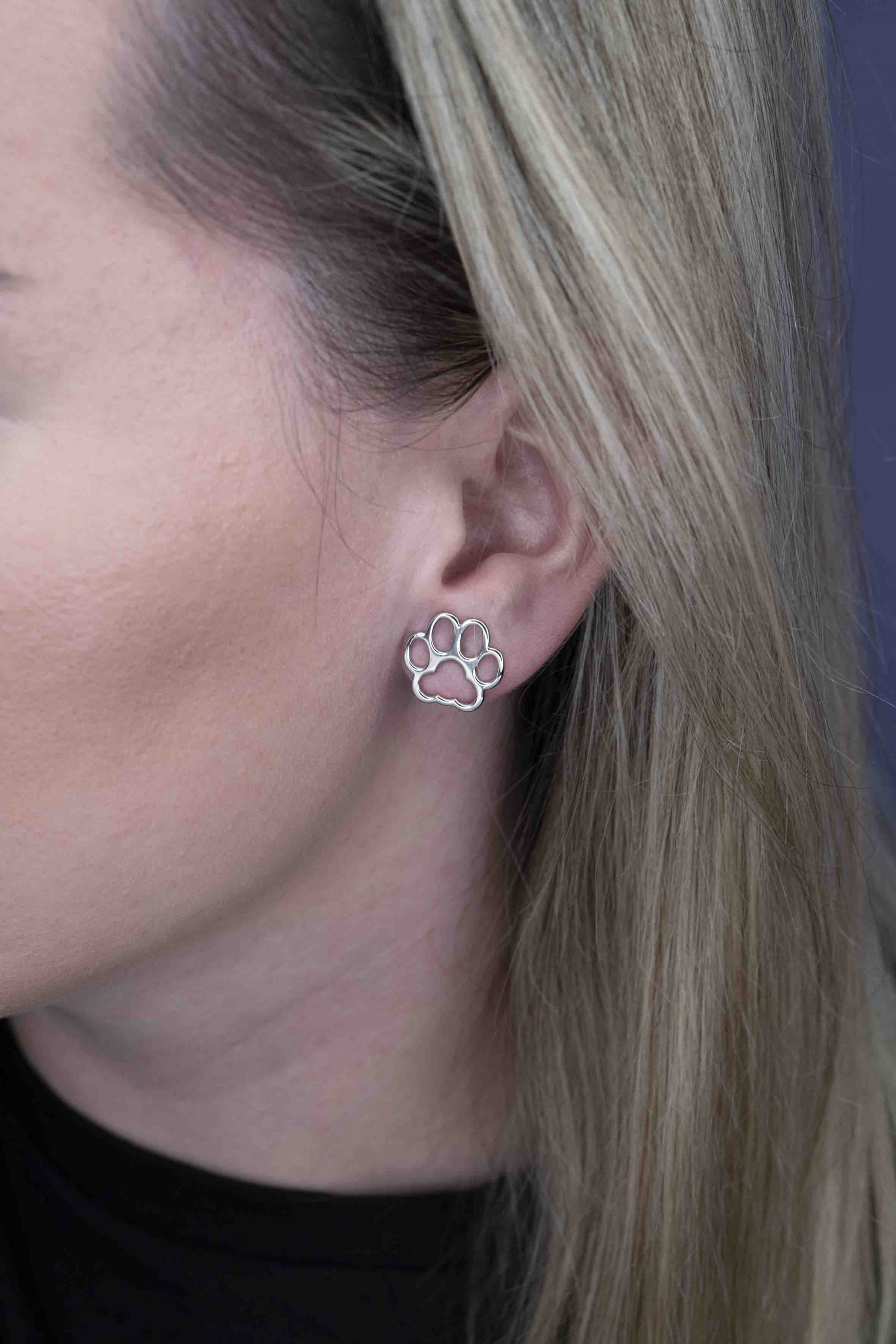 Napichovacie náušnice Labka mačka Izabela 2