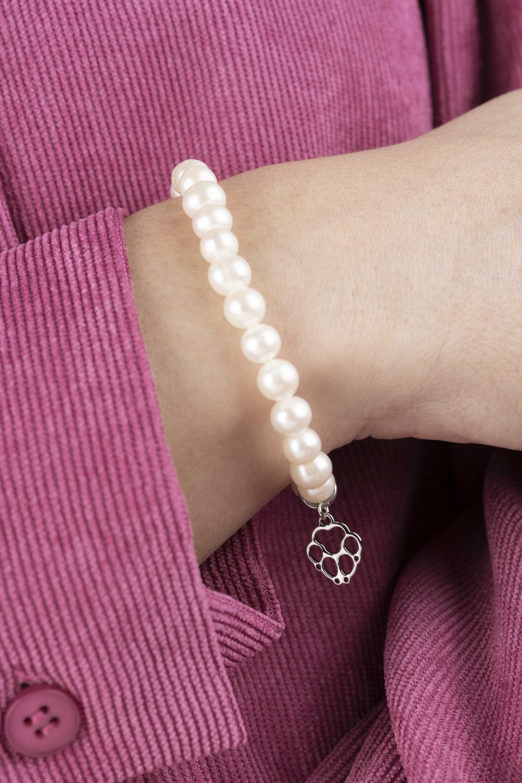 Náramok labka psík Cami - perly