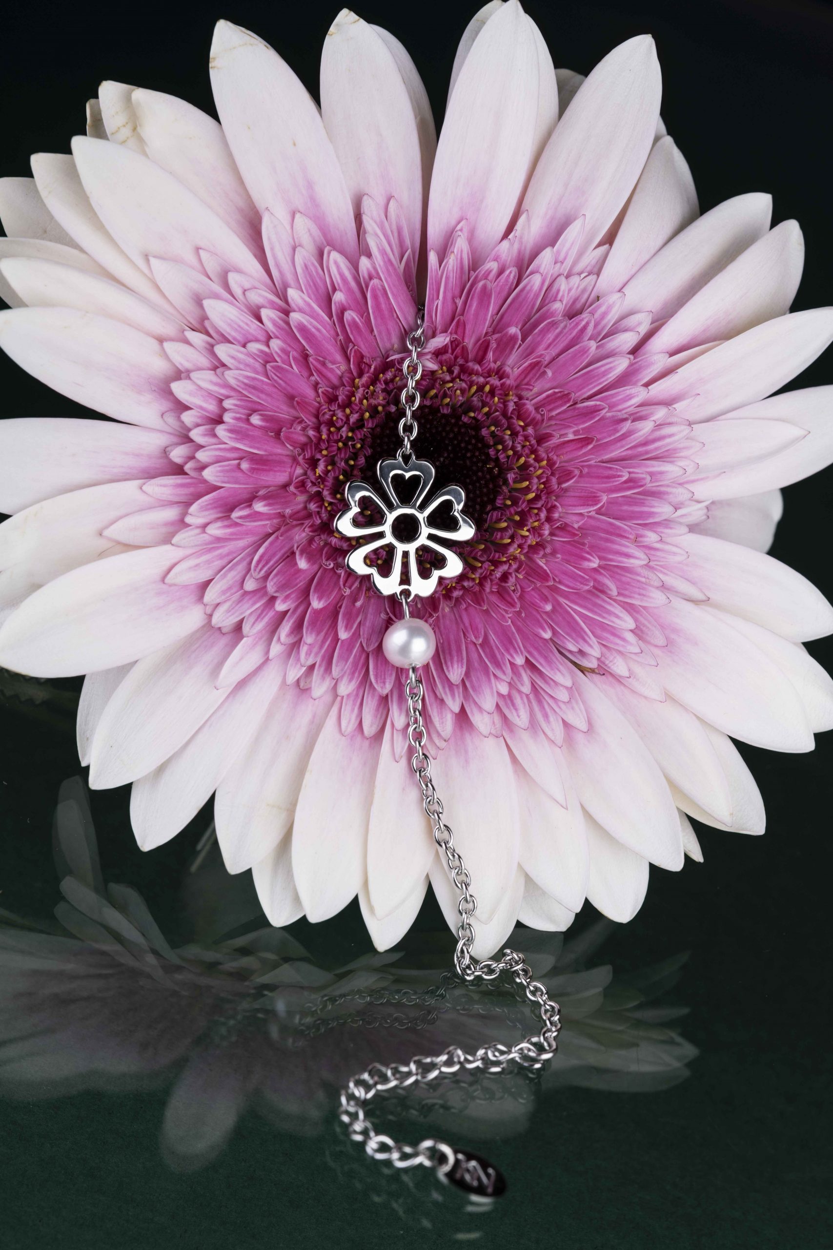 Náramok vajnorský kvietok 1 - retiazka + perla