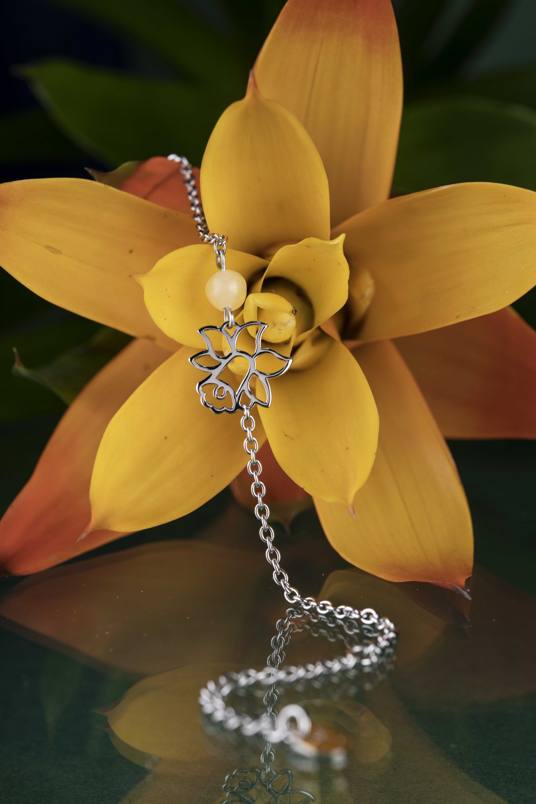 Náramok narcis 1 – retiazka + kalcit