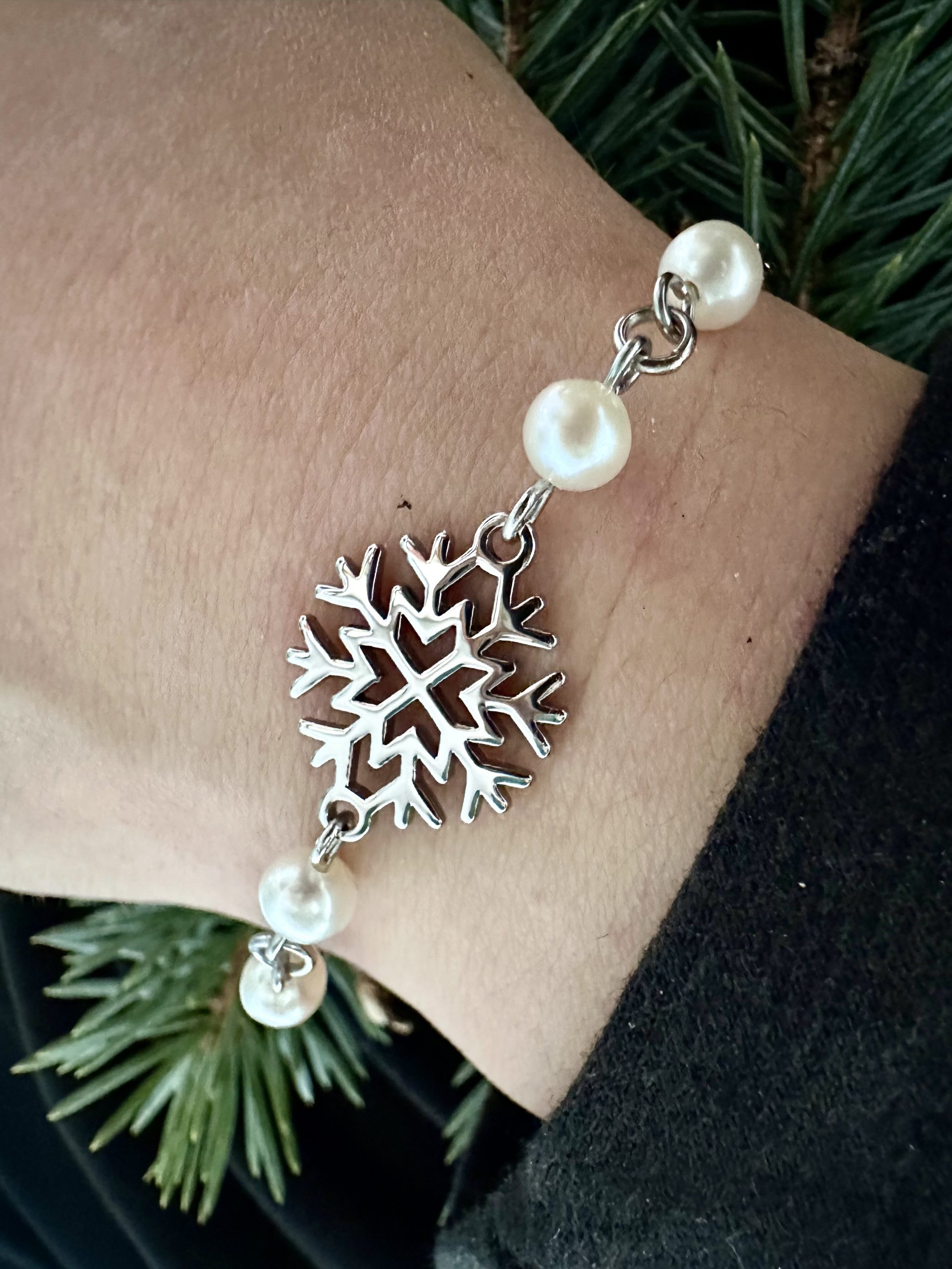 Náramok snehová vločka 2 – retiazka + perly