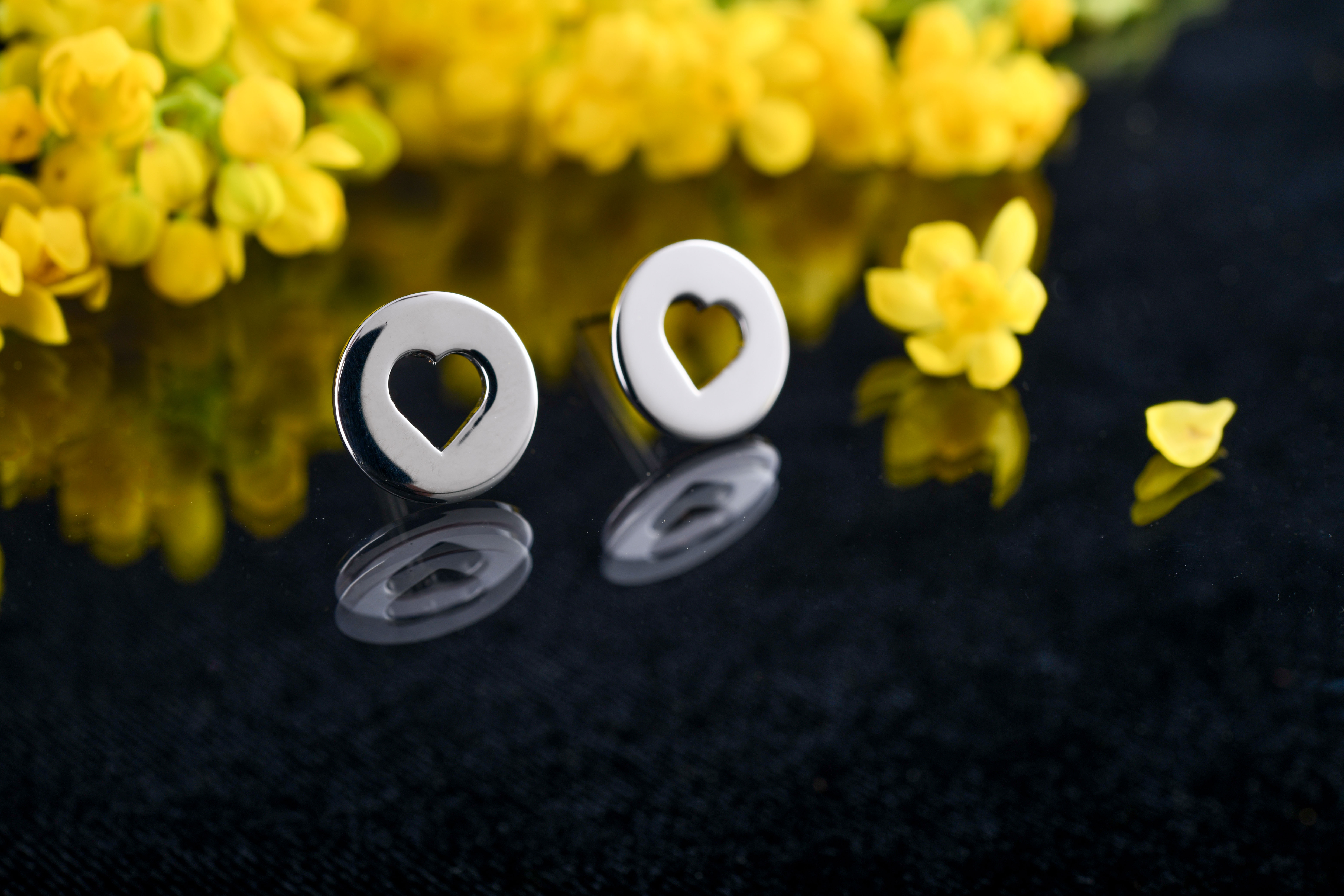 Napichovacie náušnice malé srdiečko 1