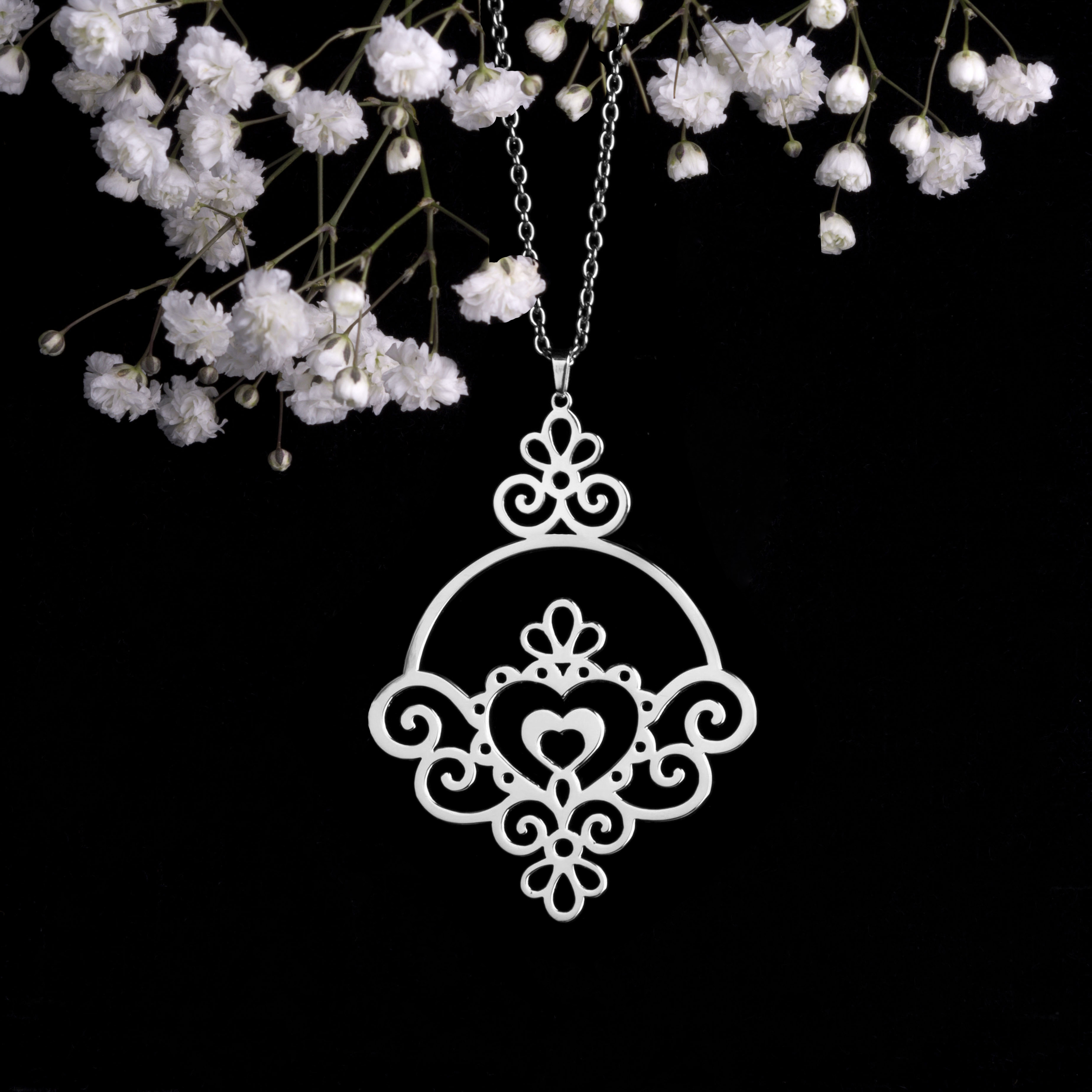 Prívesok Ornamentika - srdiečka 2