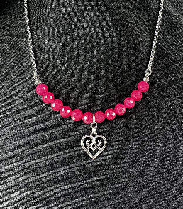 Náhrdelník - srdiečko Polomka 2  + rubínový korund