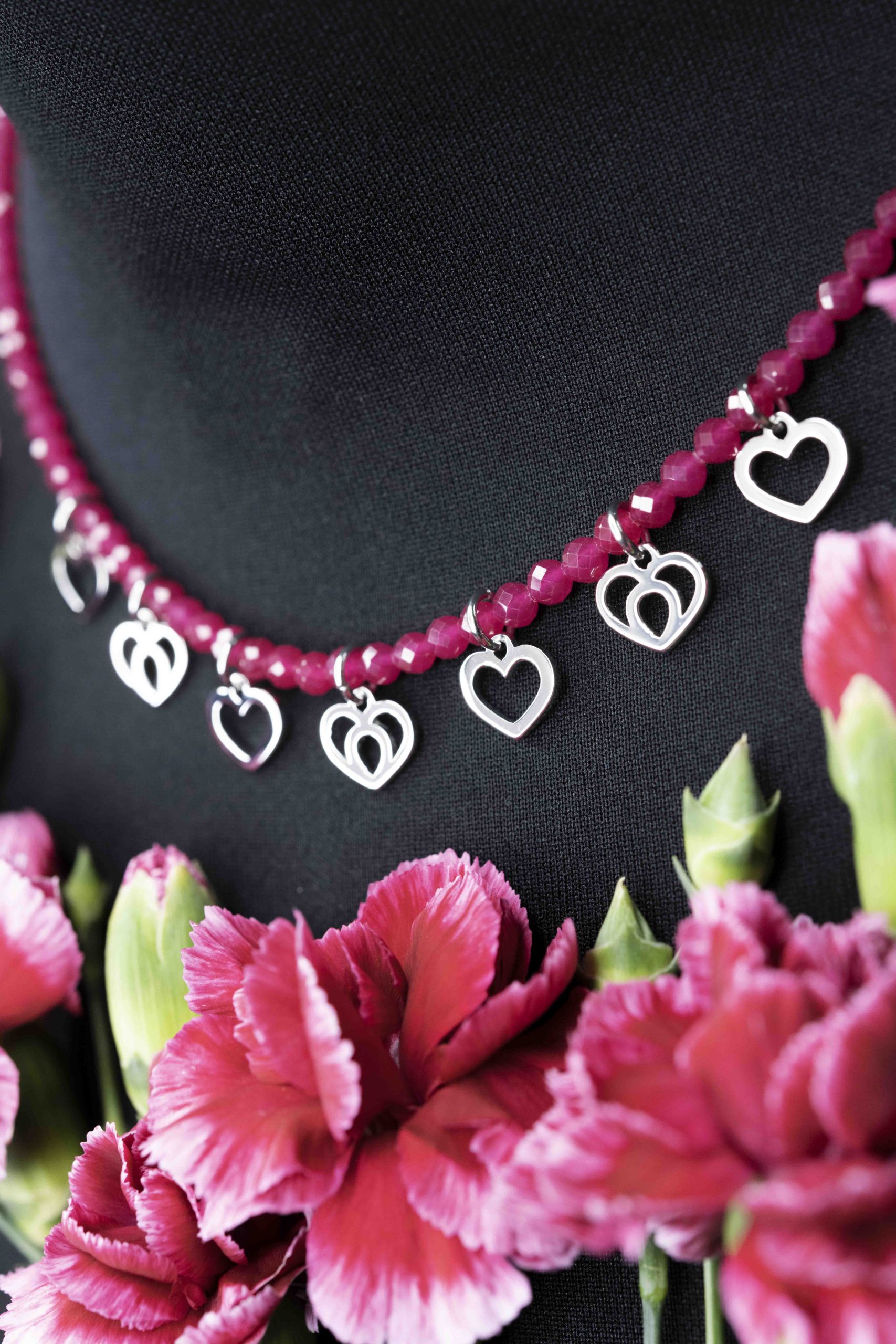 Náhrdelník - srdiečka Polomka 1  + rubínový korund 2