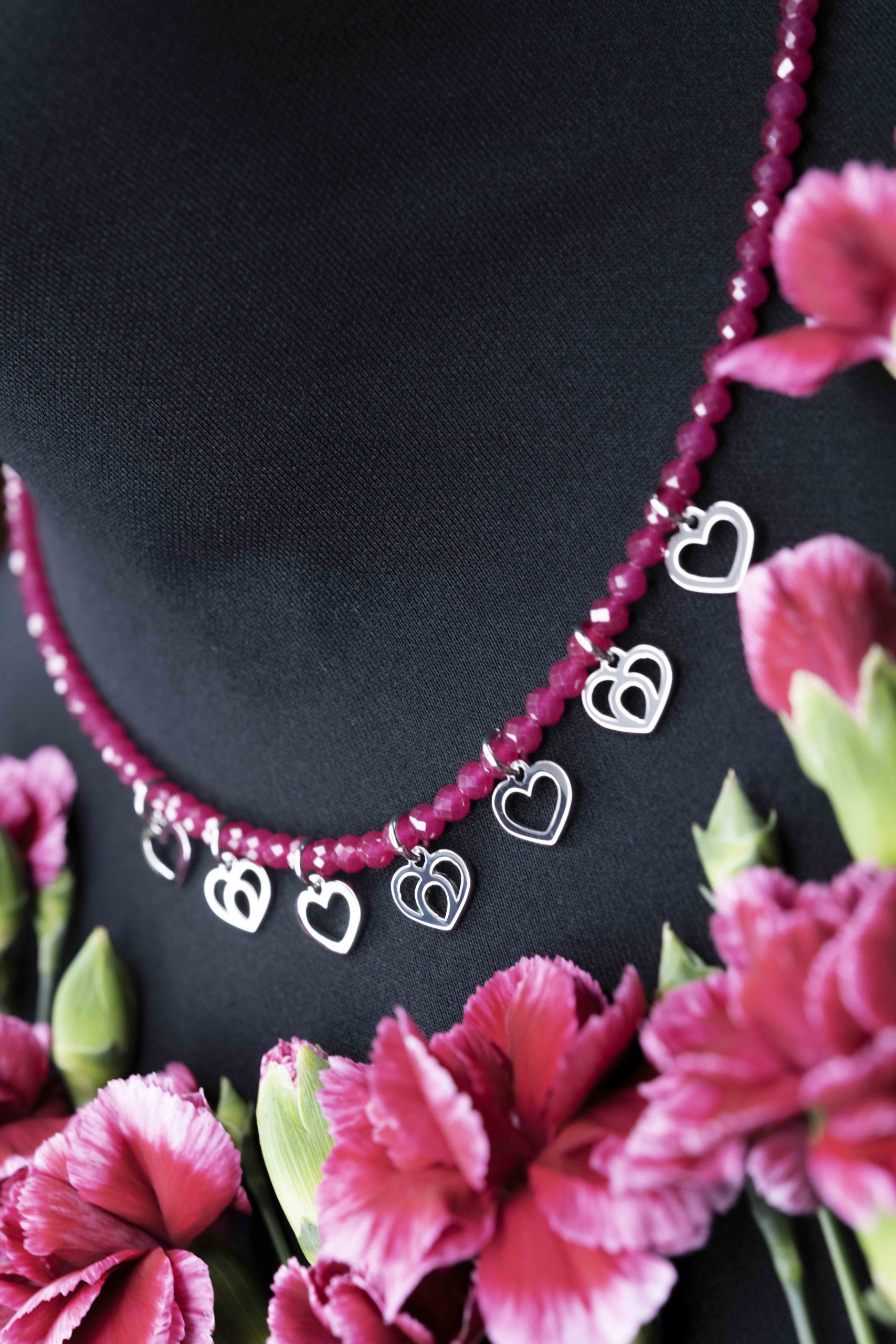 Náhrdelník - srdiečka Polomka 1  + rubínový korund 2