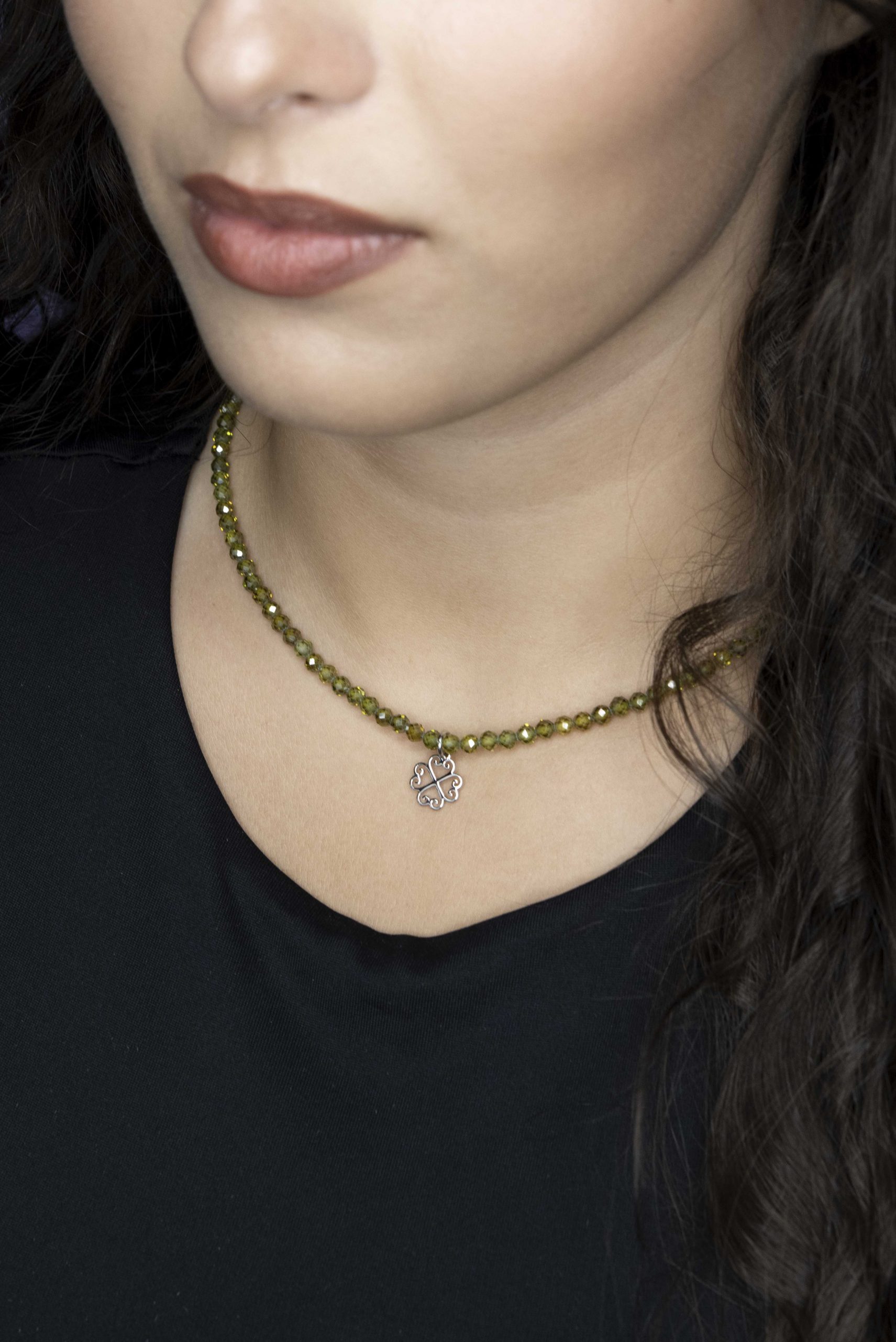 Náhrdelník - štvorlístok 2 + zelený zirkón