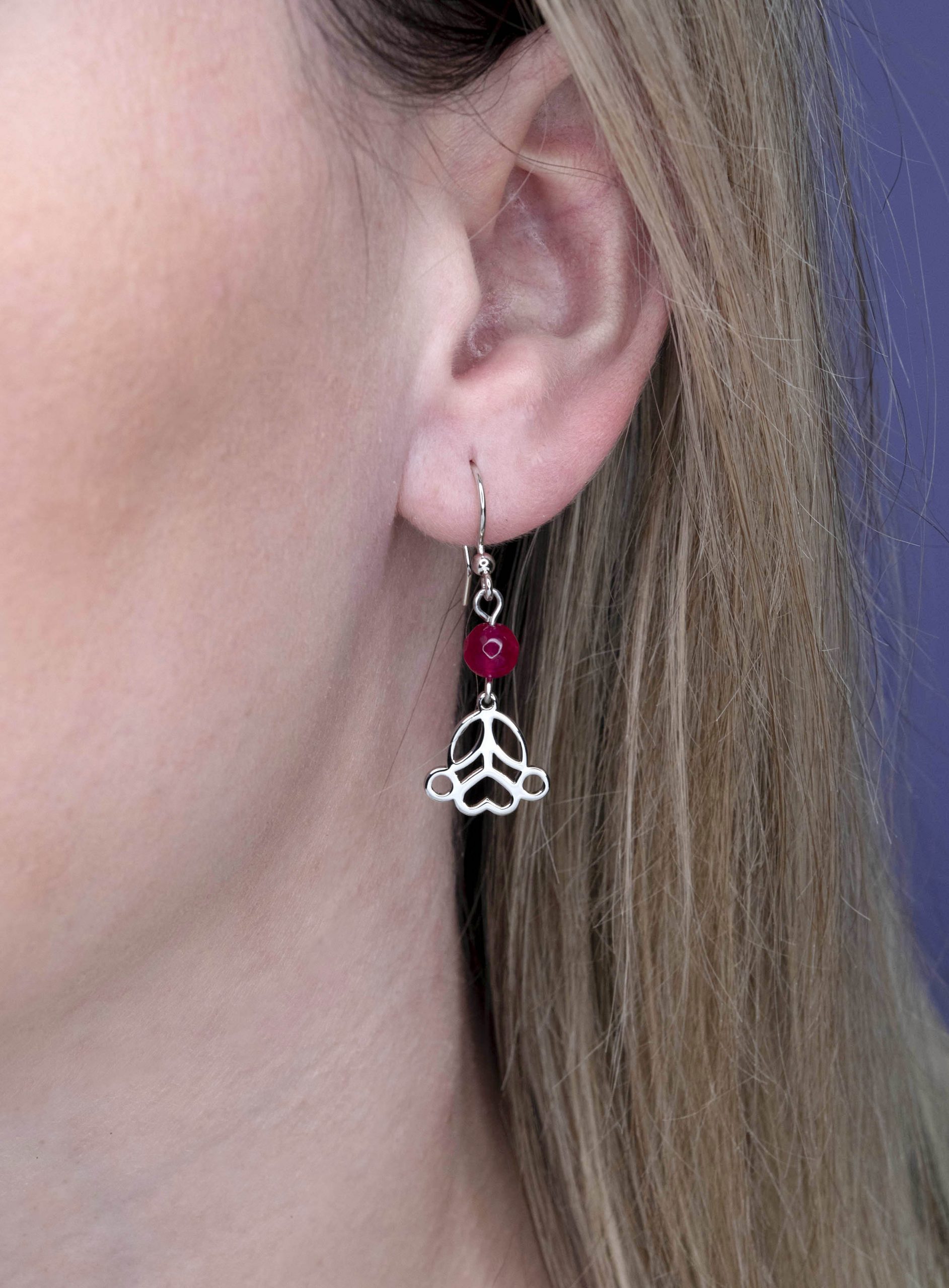 Náušnice srdiečko ornament 1 Polomka + rubínový achát - háčik