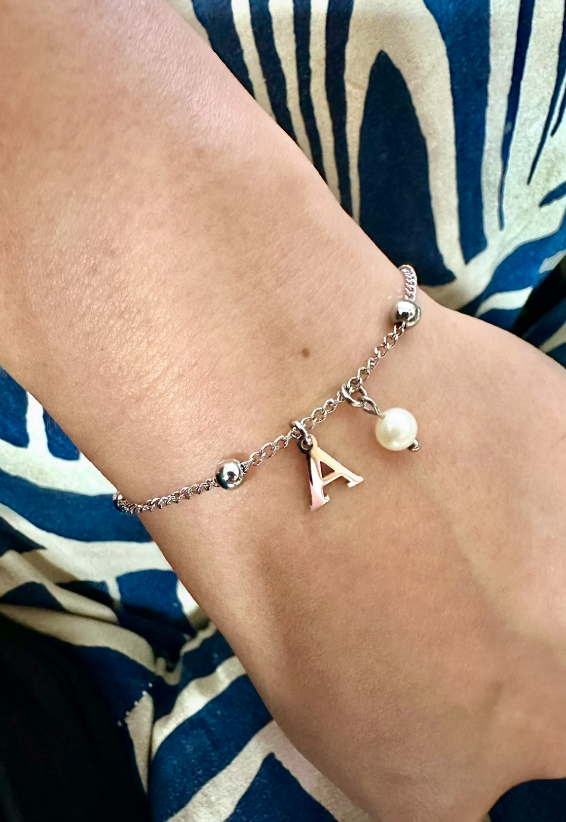 Náramok Abeceda – retiazka + perla 1