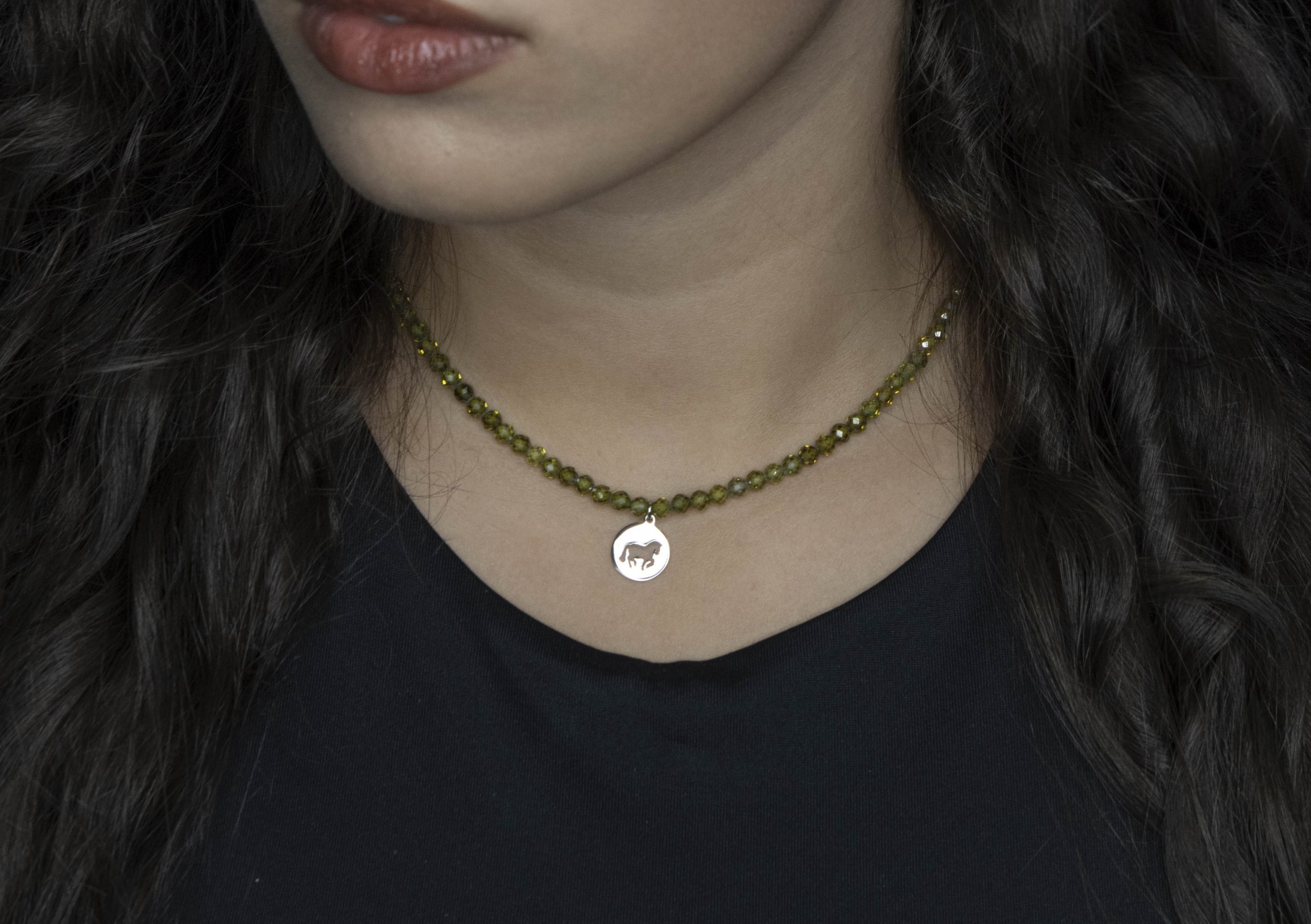 Náhrdelník -  Piaf koník MINI + zelený zirkón