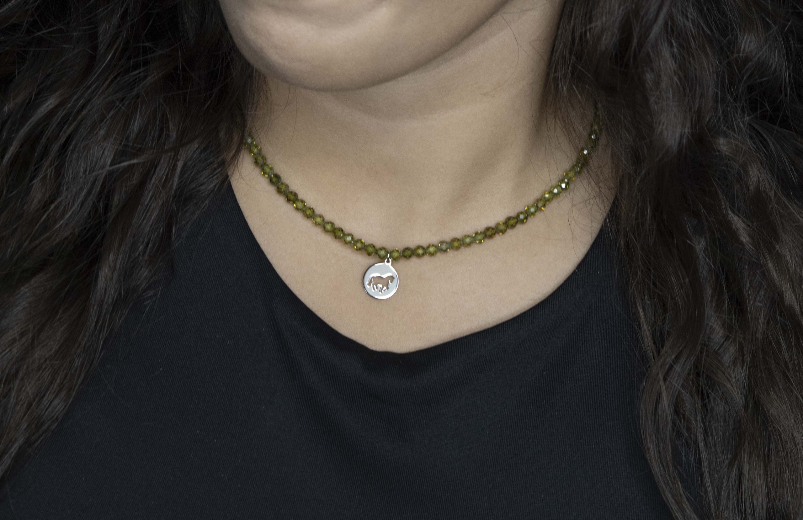 Náhrdelník -  Piaf koník MINI + zelený zirkón