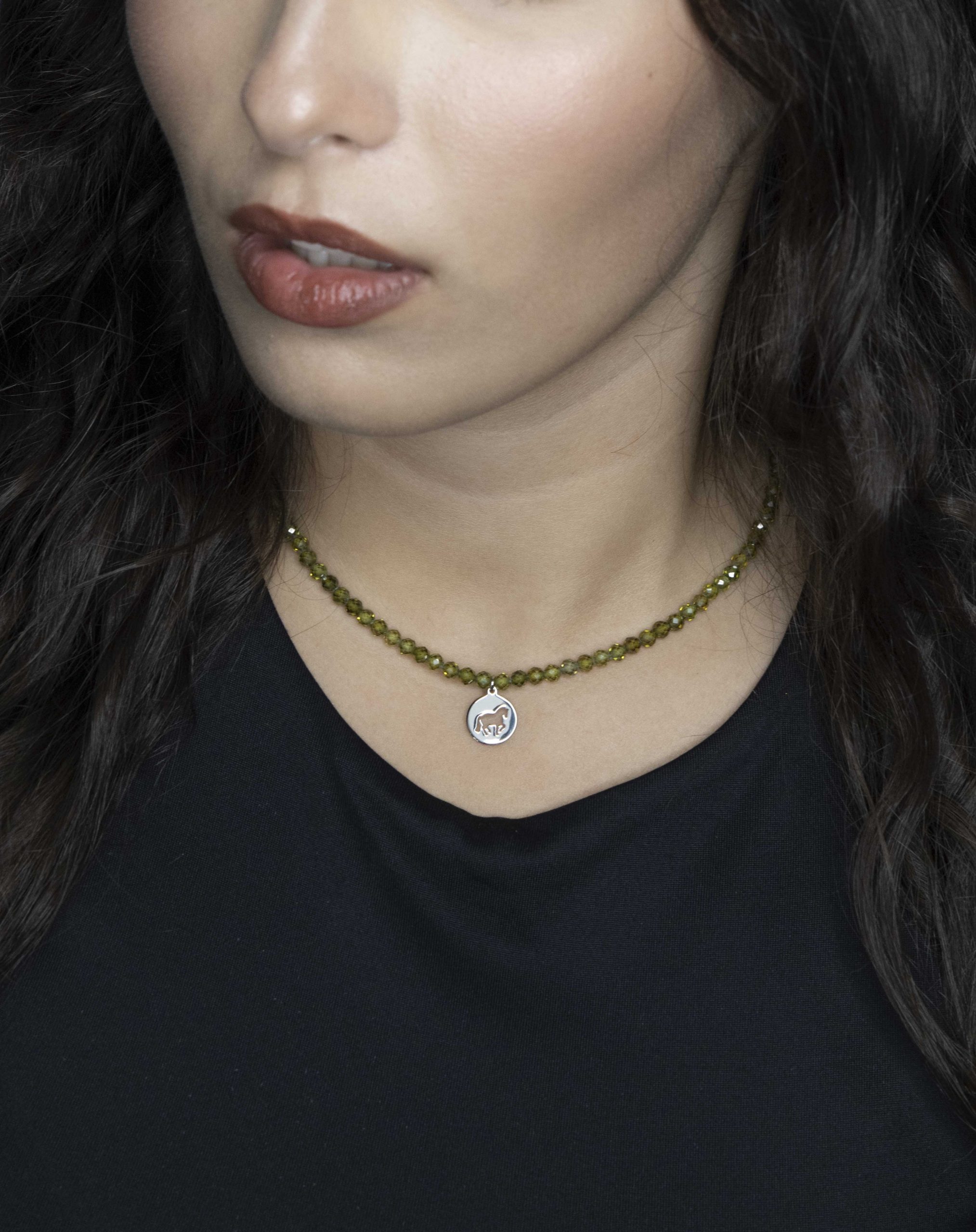 Náhrdelník -  Piaf koník MINI + zelený zirkón