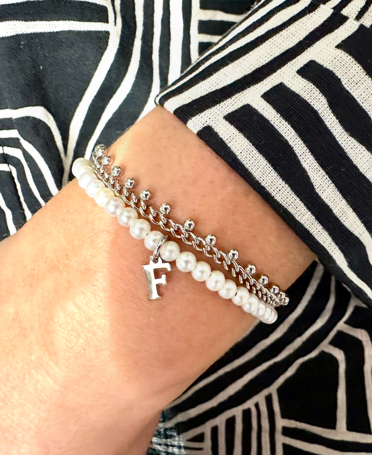 Náramok Abeceda – retiazka perly dvojitá 3