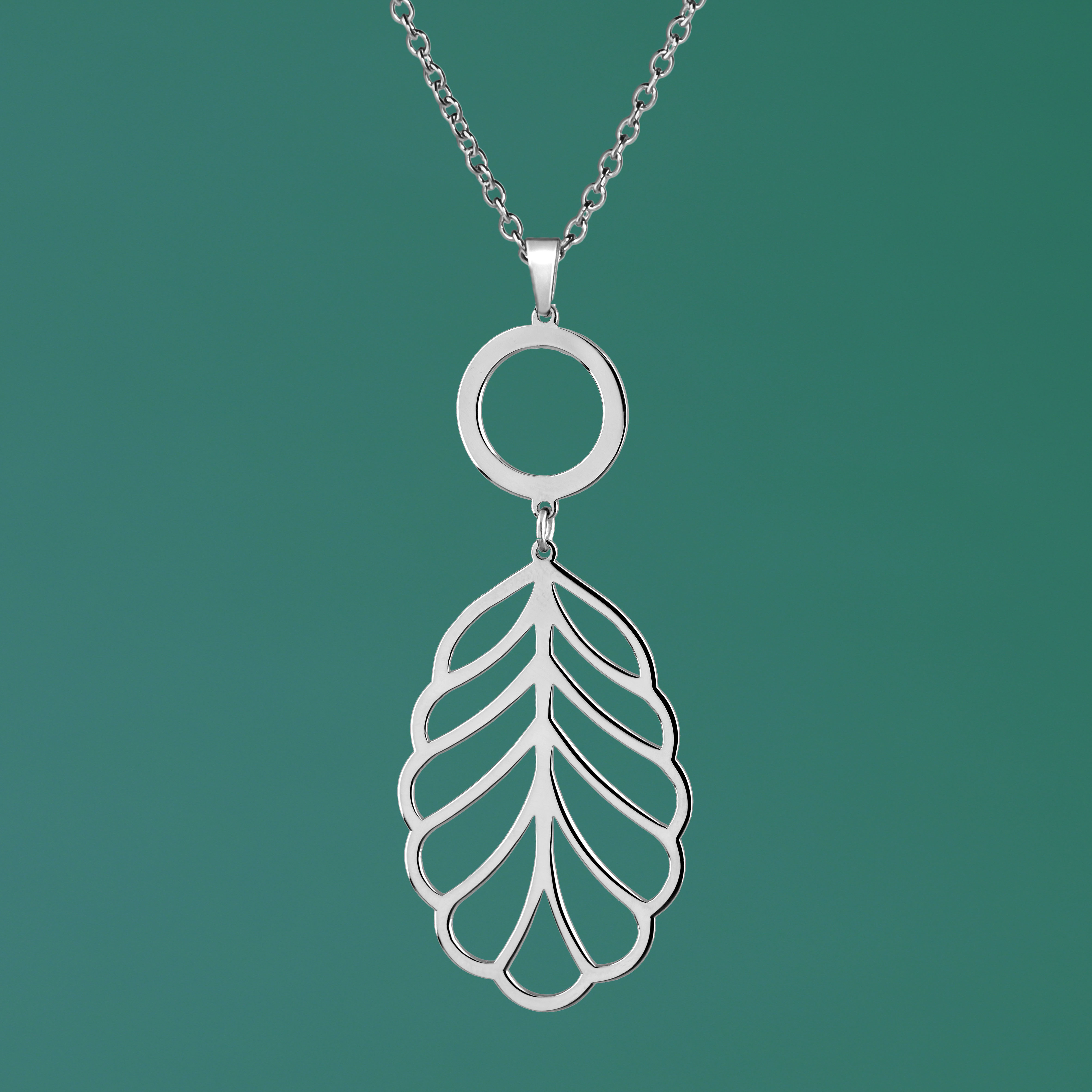 Prívesok jelšový list