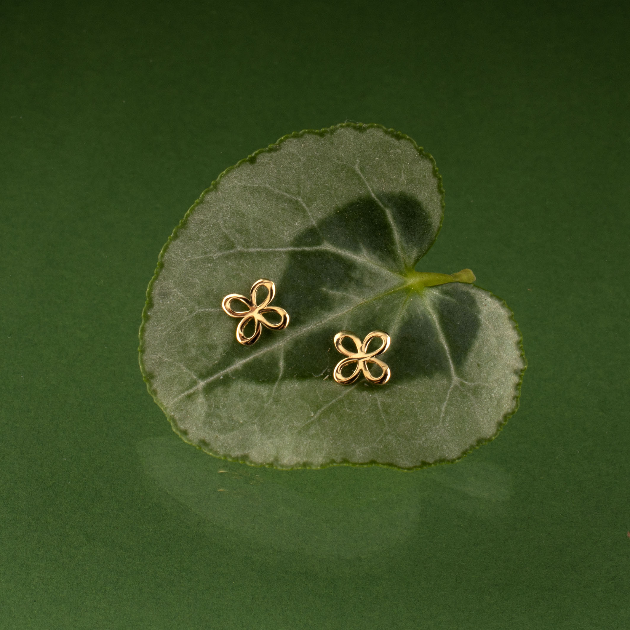 Napichovacie náušnice nekonečno 1