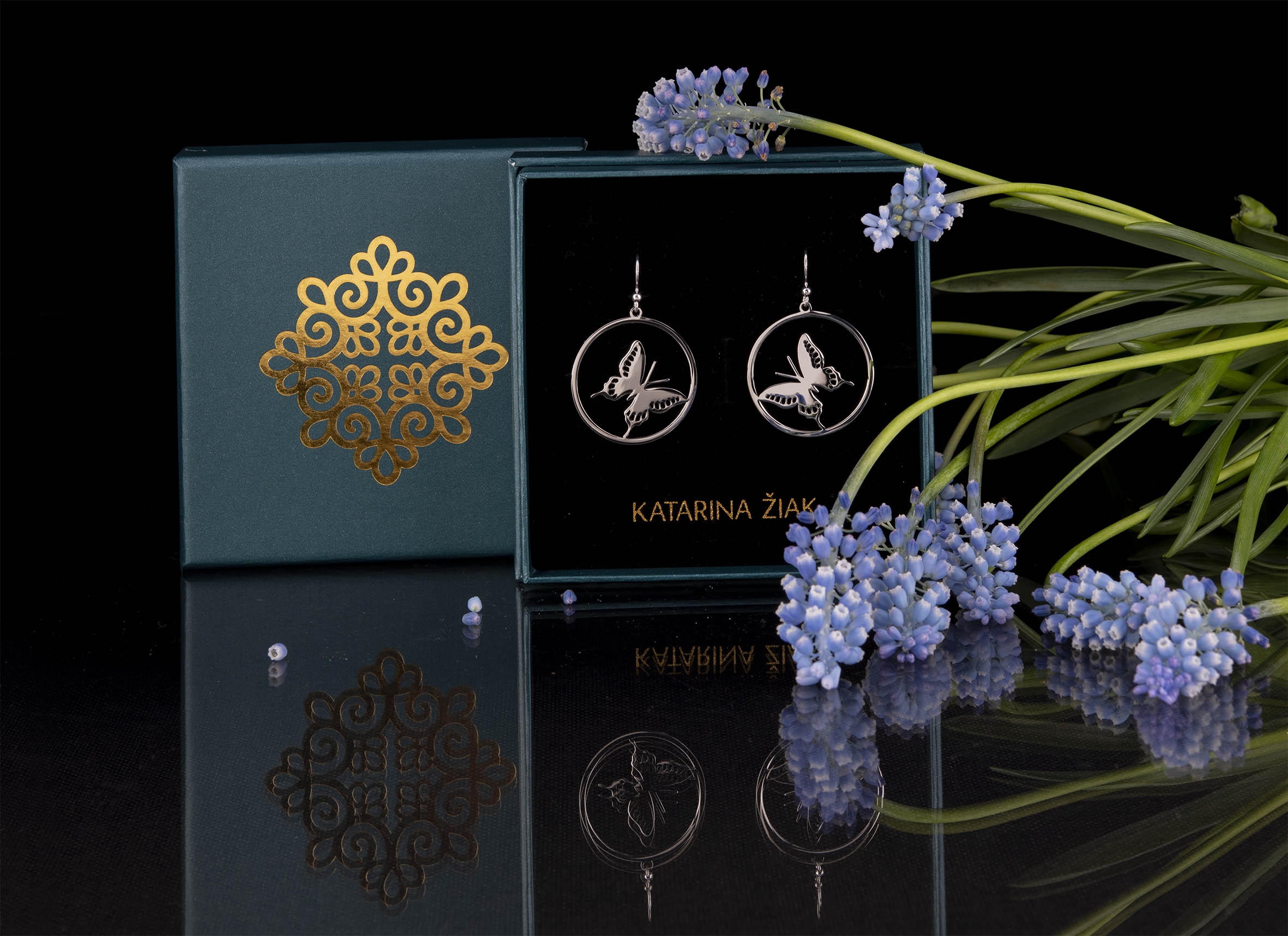 Náušnice motýľ vidlochovost - 3cm