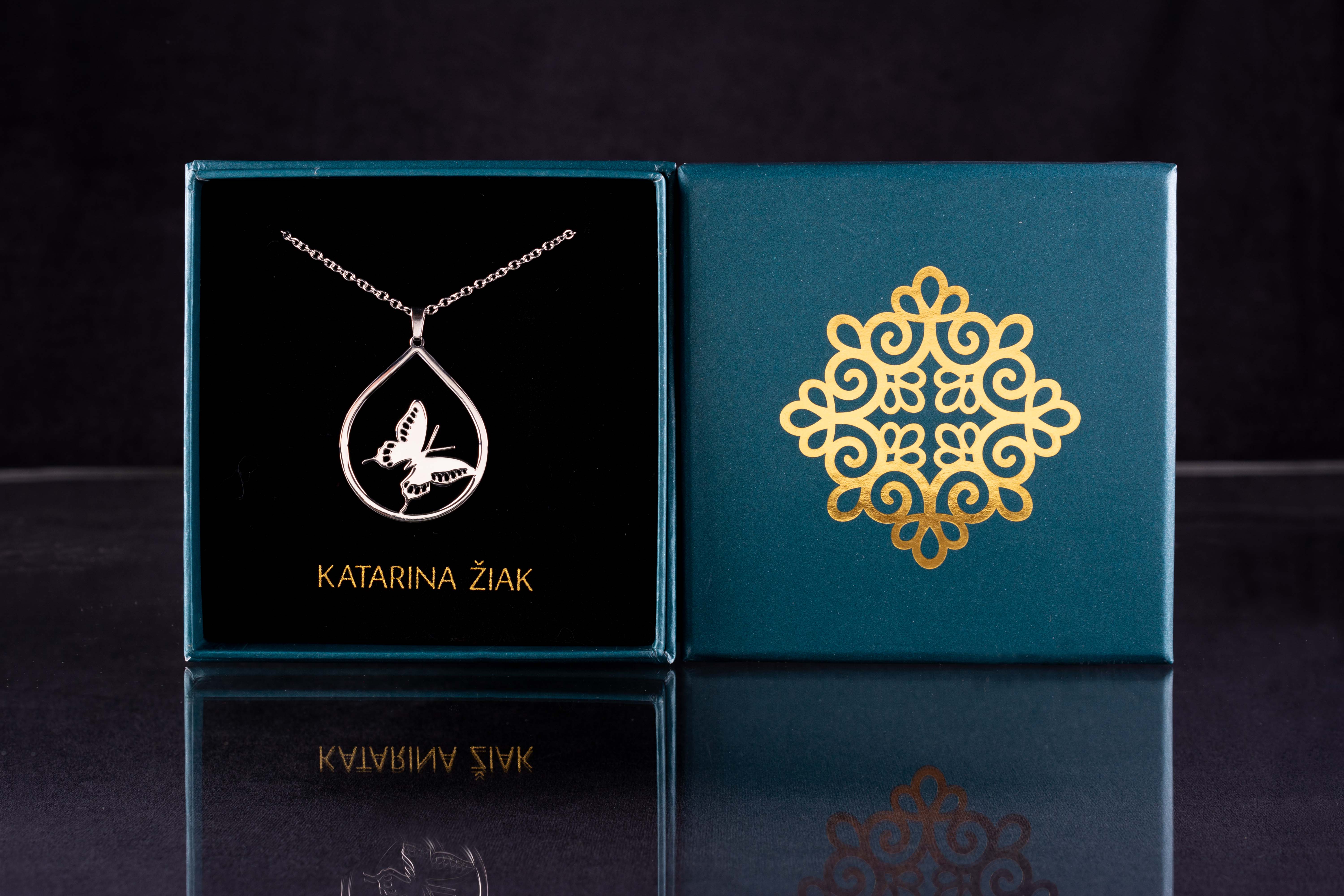 Prívesok motýľ vidlochvost - 3cm - slza