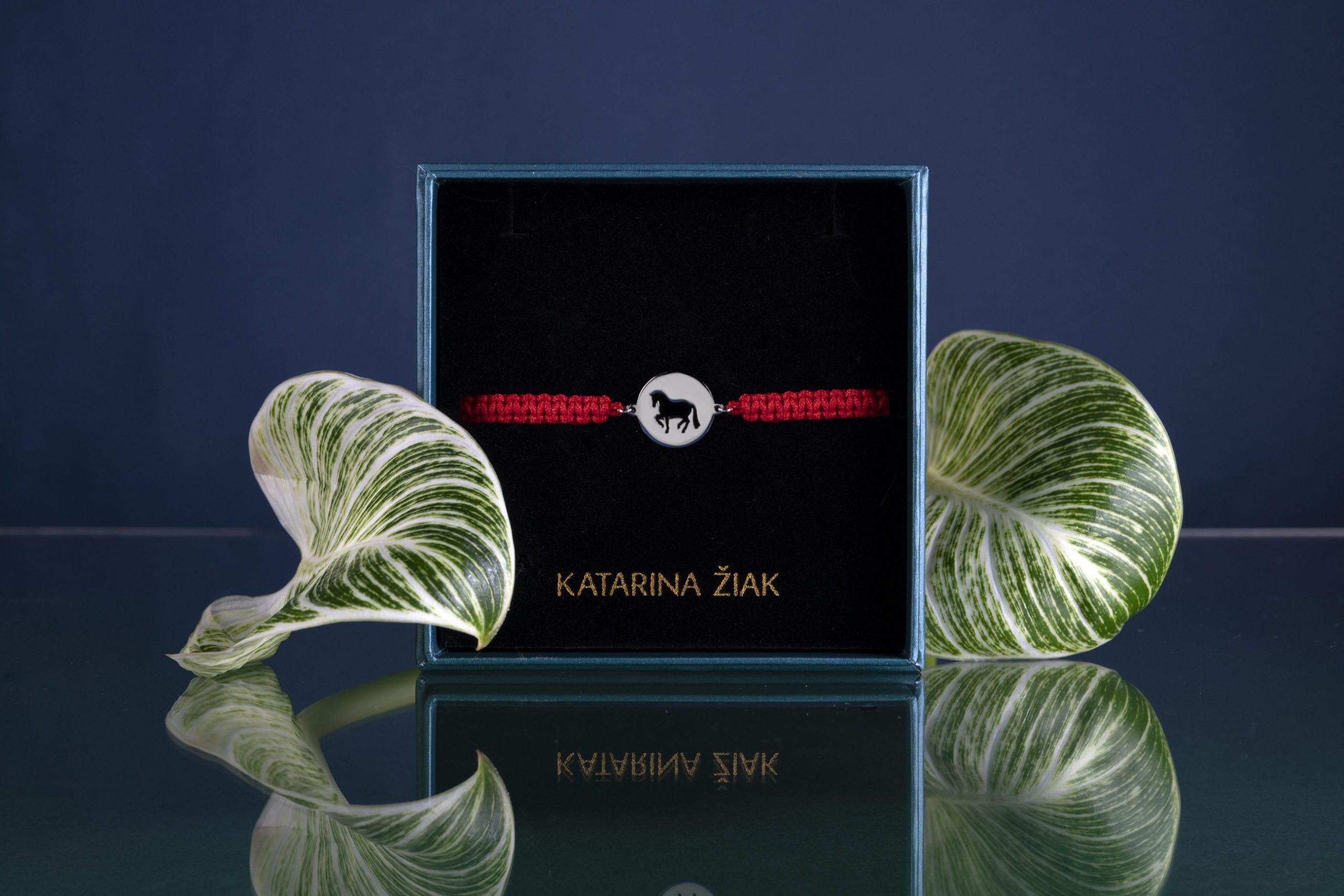 Náramok Piaf koník - šnúrka