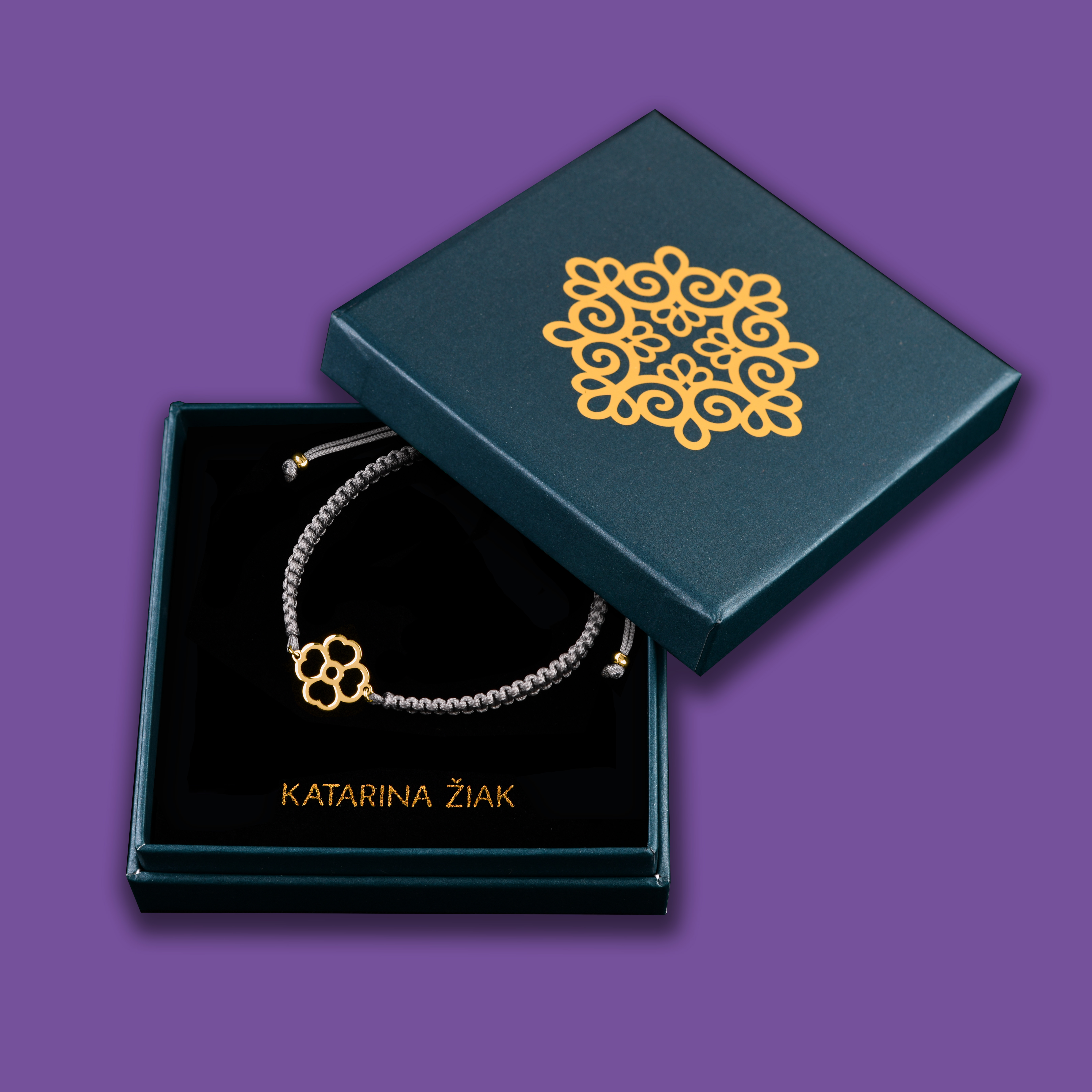 Náramok folk kvietok - klinček - šnúrka