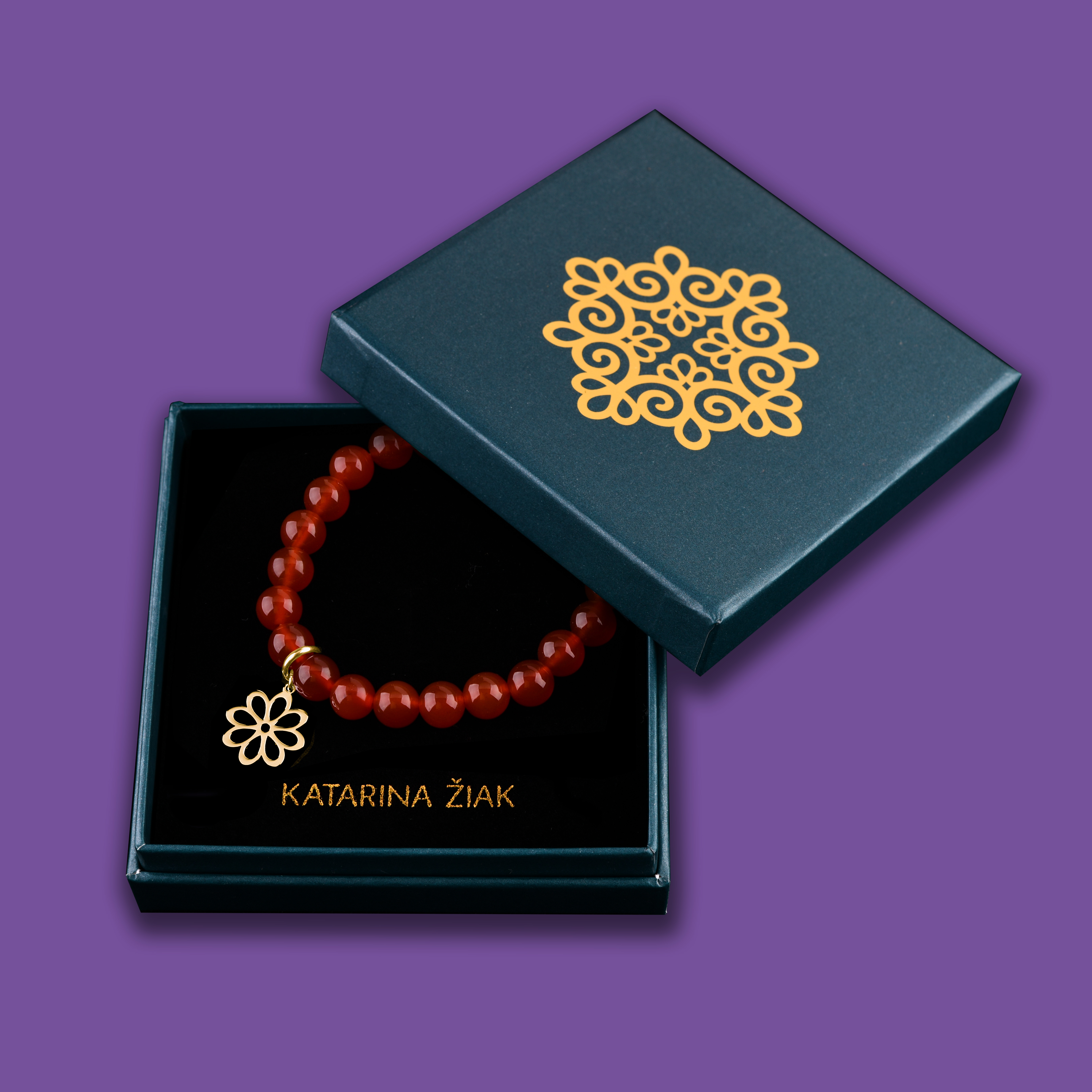 Náramok folk kvietok – margarétka - rôzne kamene