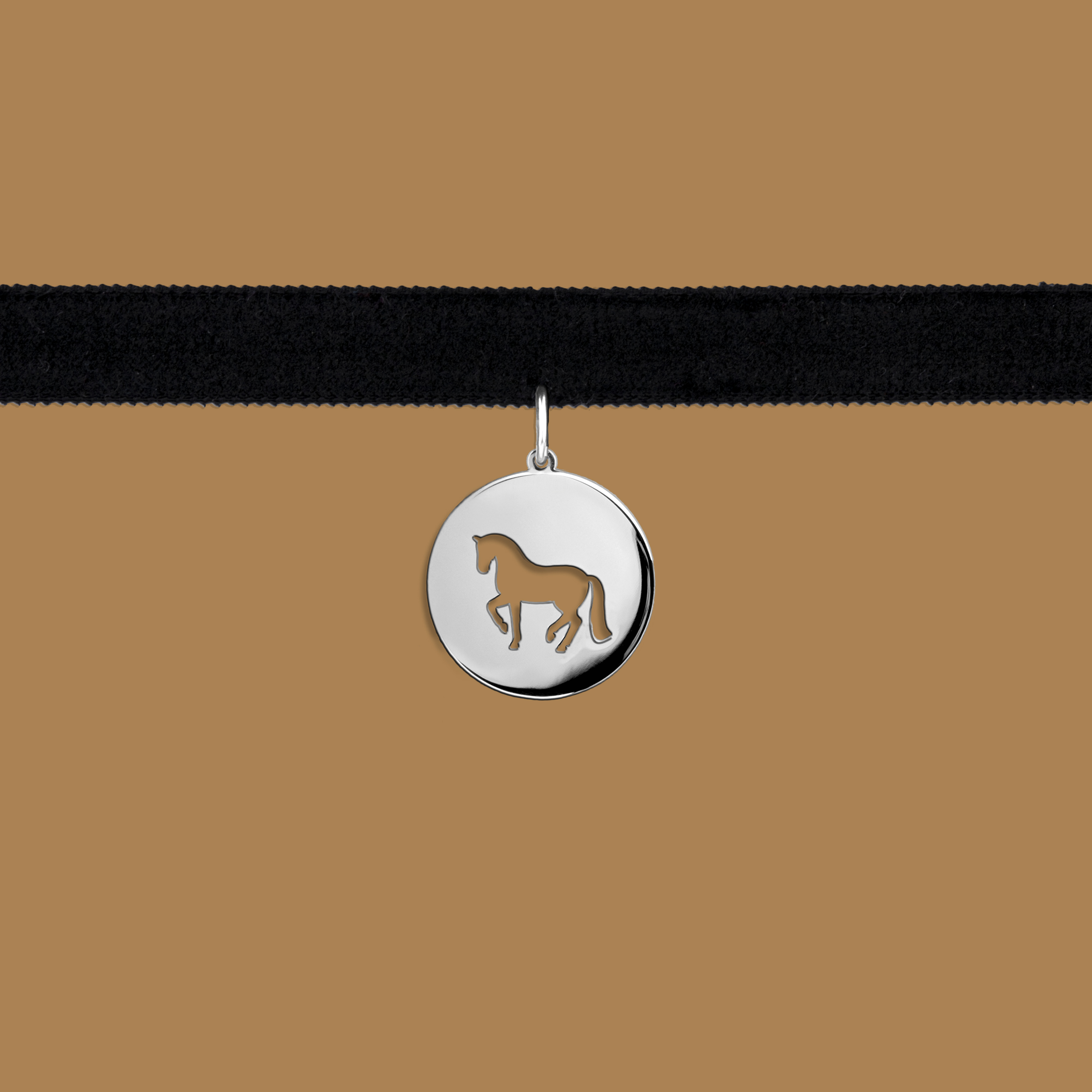 Náhrdelník choker kôň