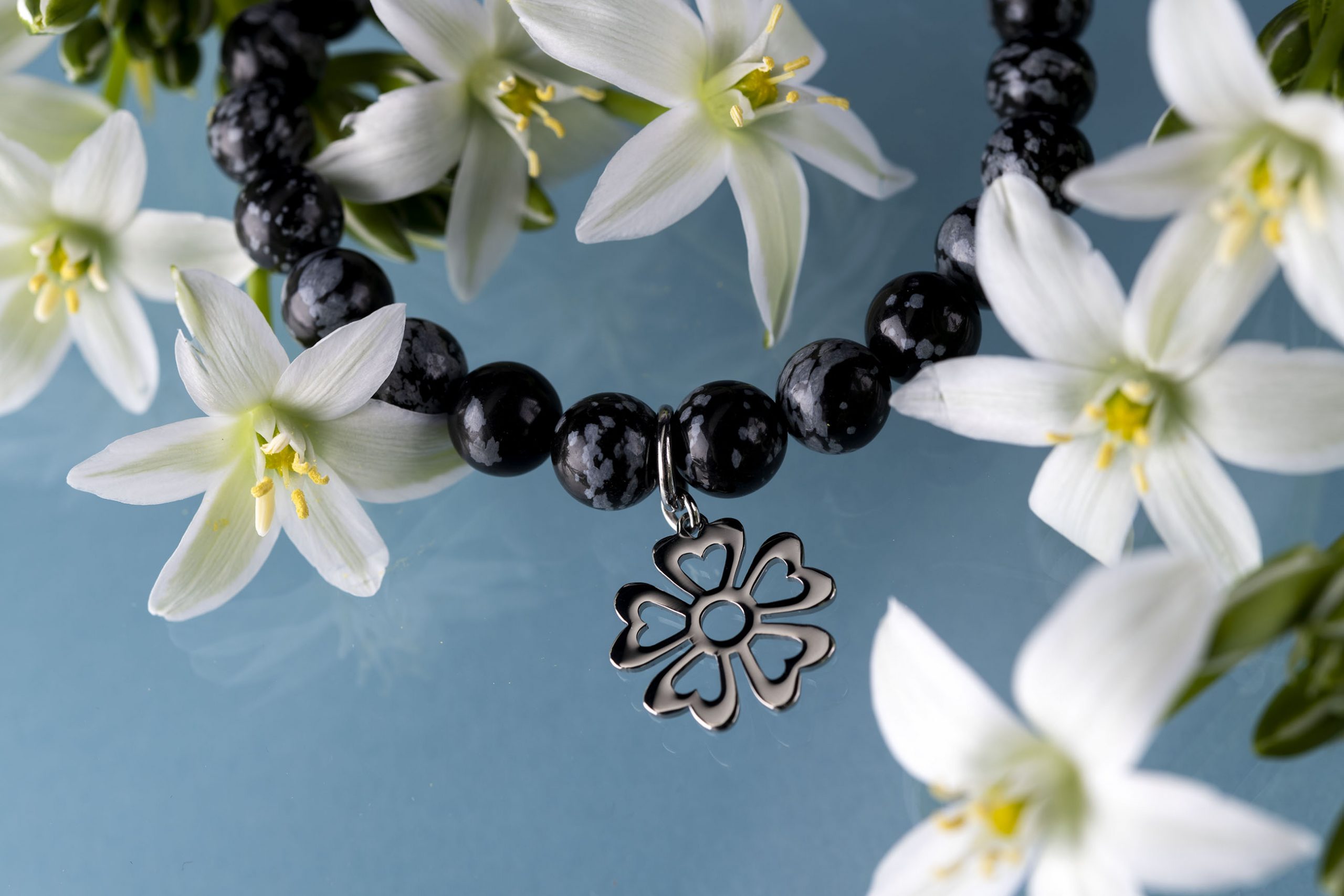 Náramok vajnorský kvietok - rôzne kamene