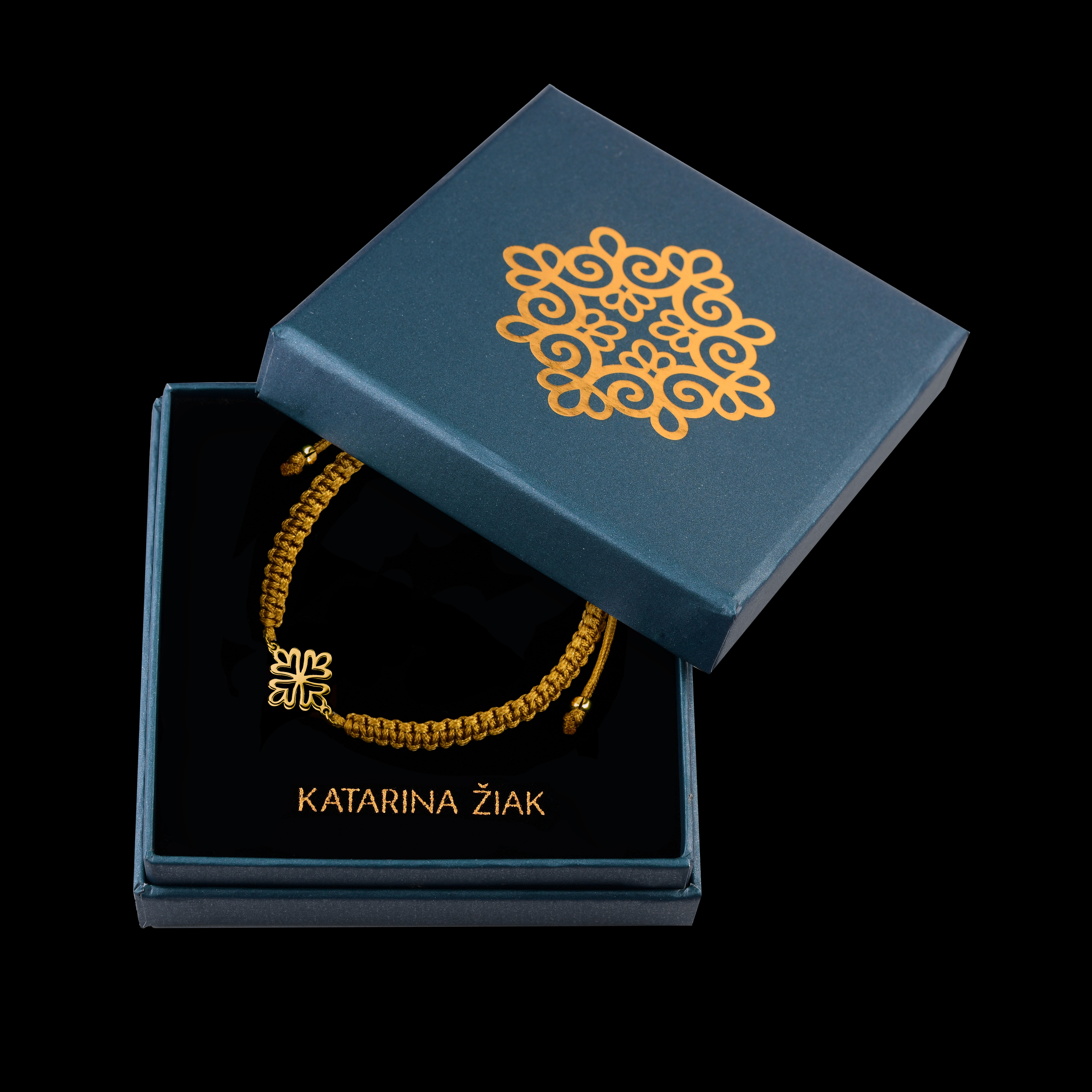 Náramok trakovický kvietok 3 - šnúrka