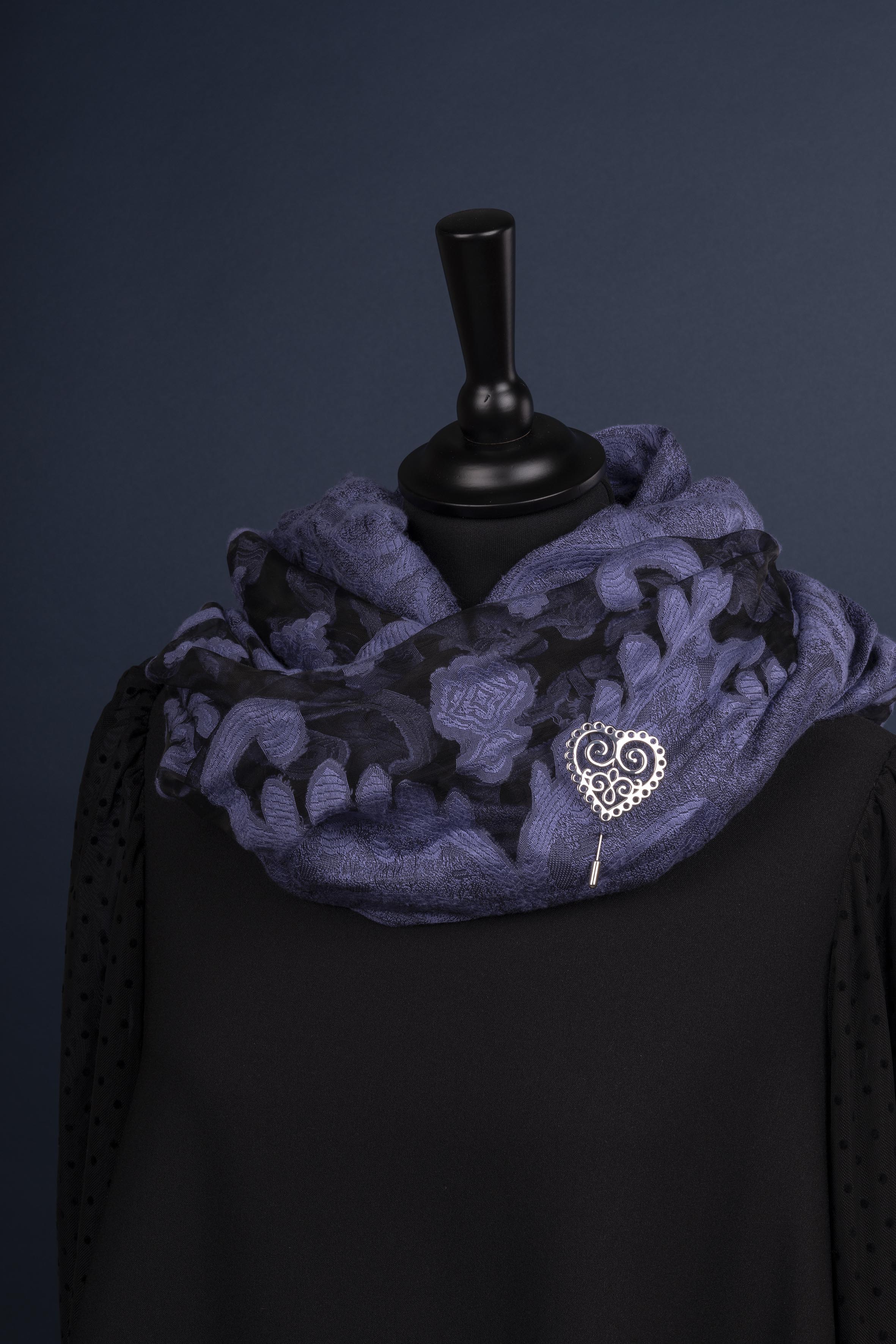 Brošňa ornamentové srdce