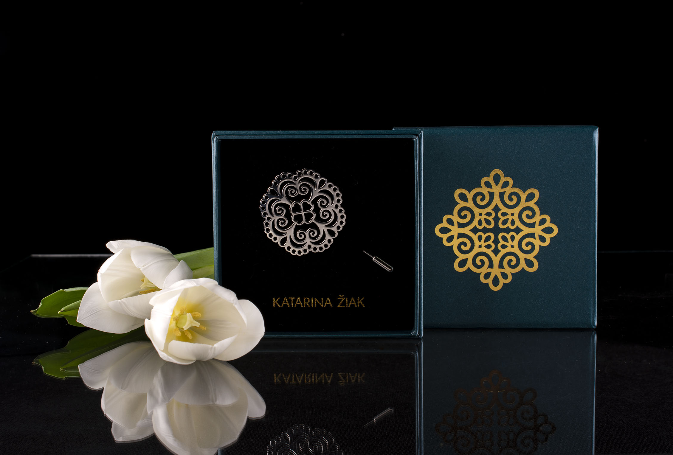 Brošňa štvorlístok ornament 1